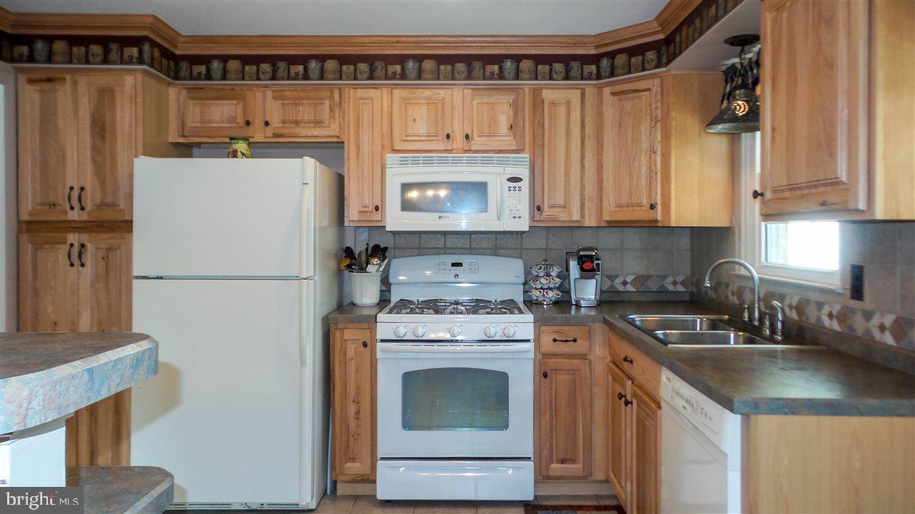 HAINES ACRES - Residential