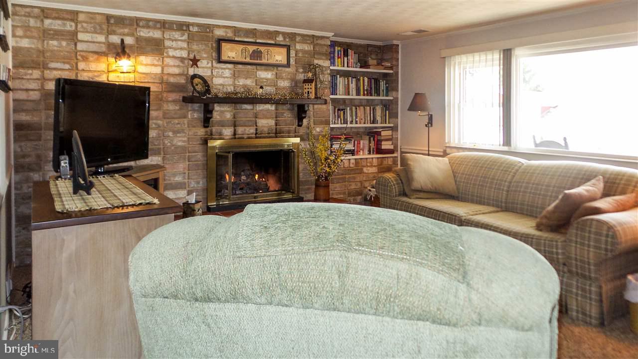 HAINES ACRES - Residential