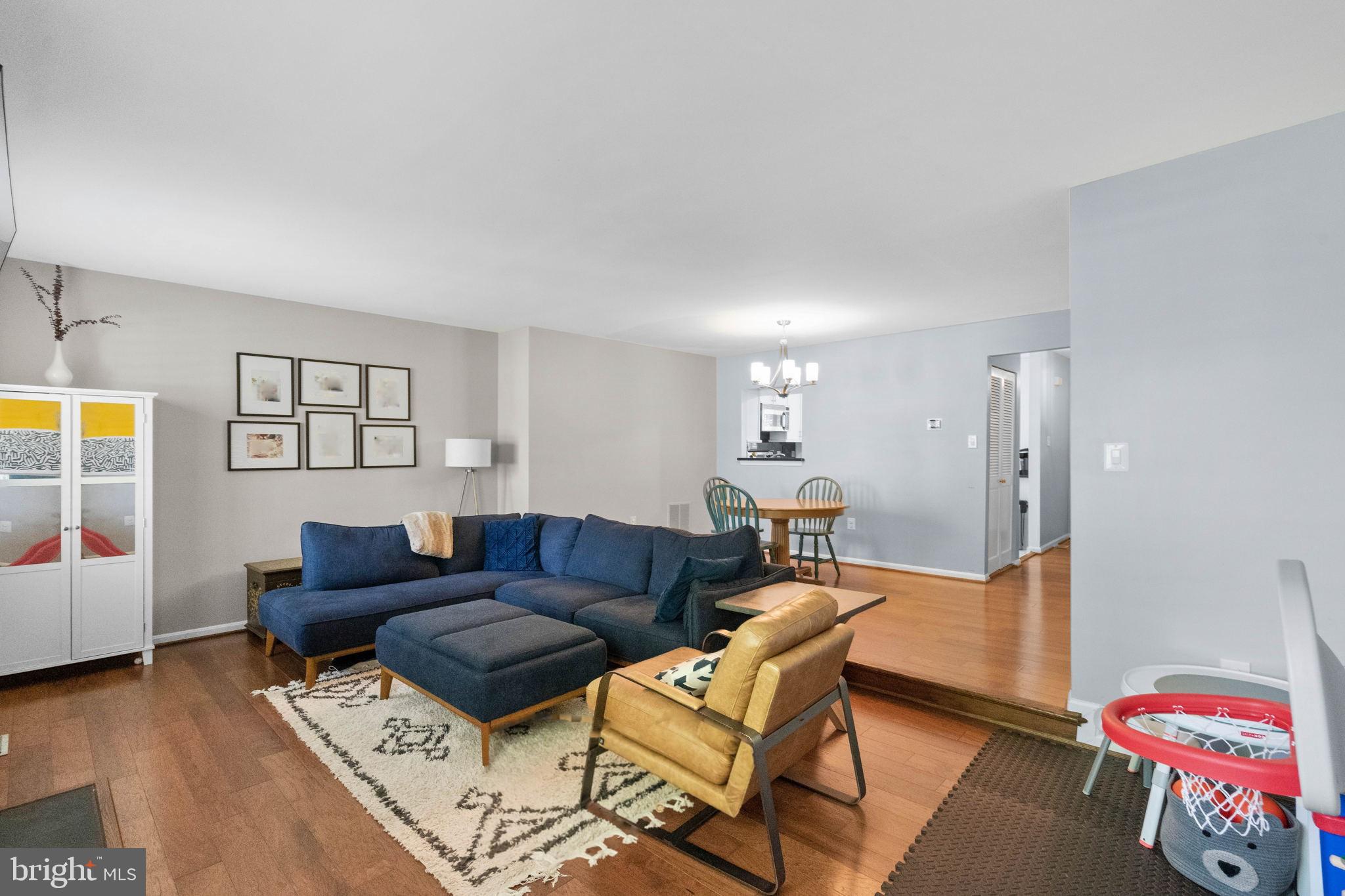 FOREST ESTATES - Residential