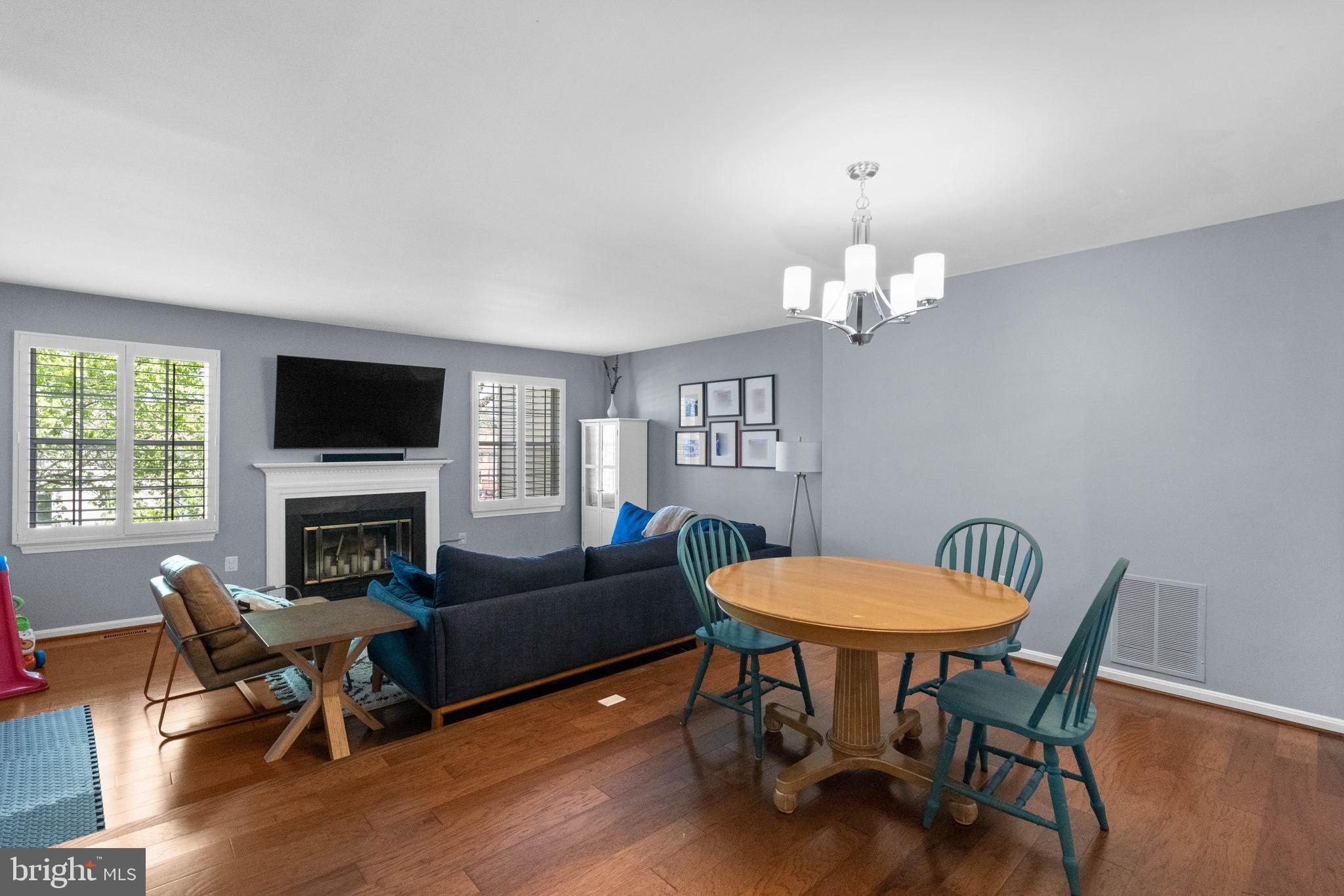 FOREST ESTATES - Residential