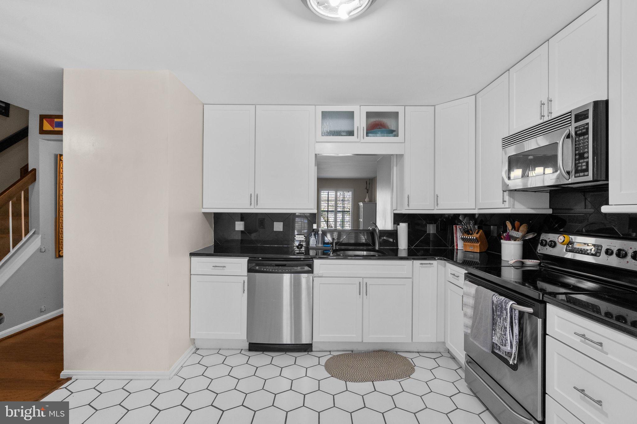 FOREST ESTATES - Residential