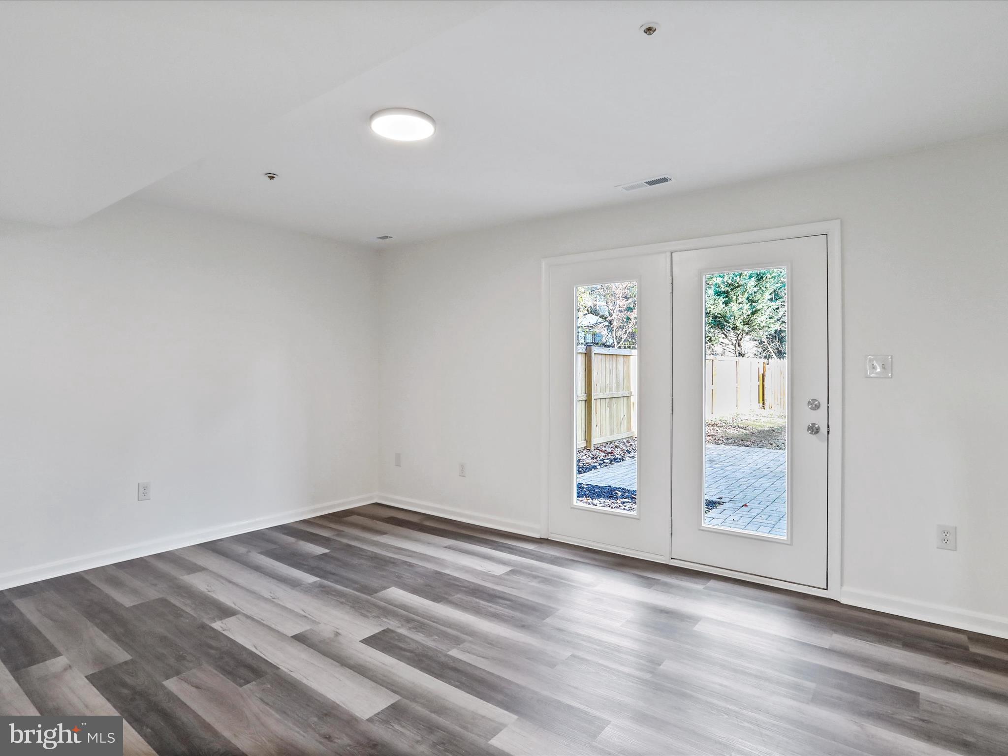 NORTH HAGERSTOWN - Residential