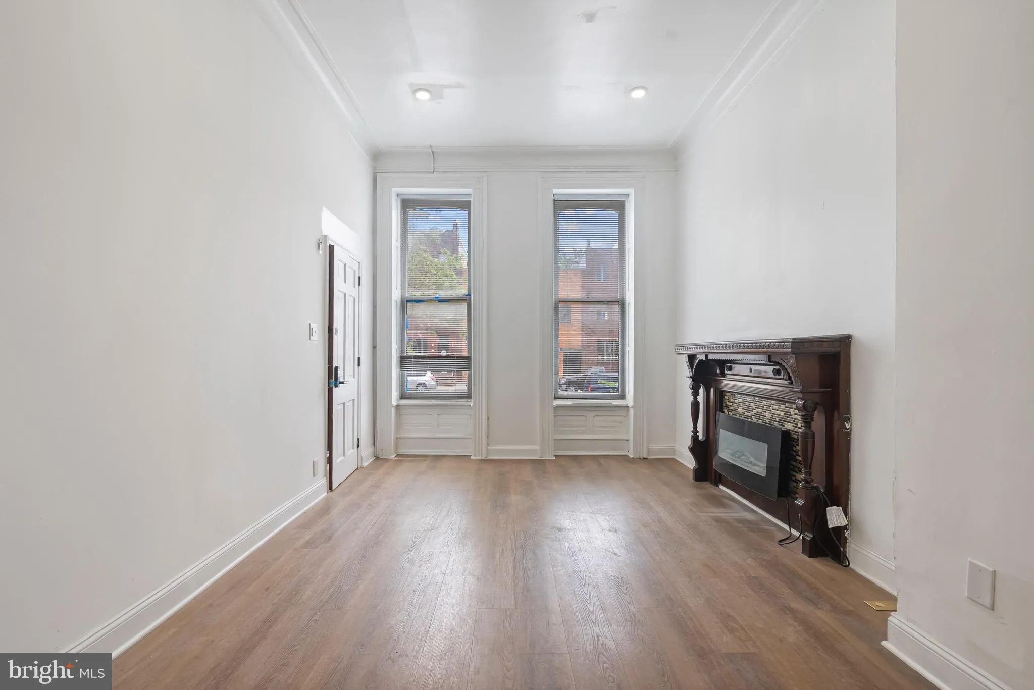 Philadelphia, Pennsylvania 19145, United States, 3 Bedrooms Bedrooms, ,2 BathroomsBathrooms,Residential,Active,143369