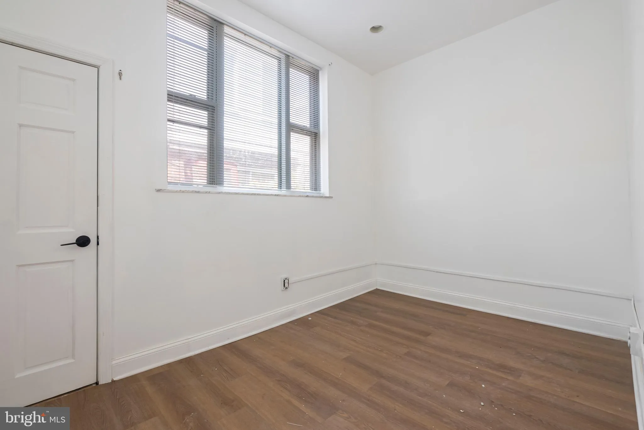 Philadelphia, Pennsylvania 19145, United States, 3 Bedrooms Bedrooms, ,2 BathroomsBathrooms,Residential,Active,143369