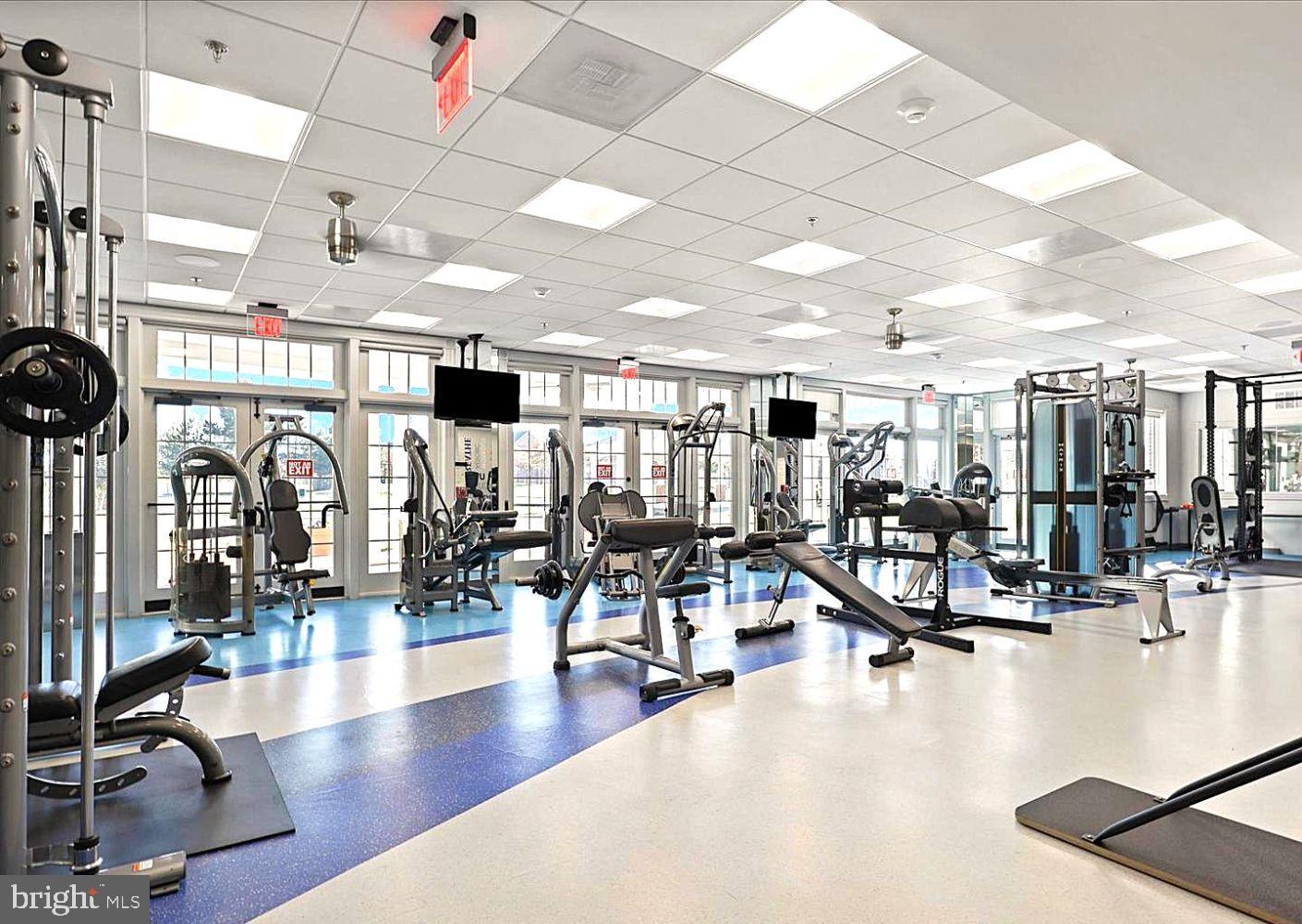 PORT POTOMAC - Residential Lease