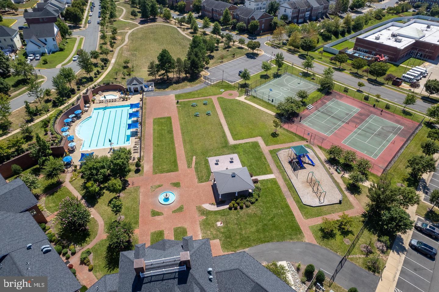 PORT POTOMAC - Residential Lease