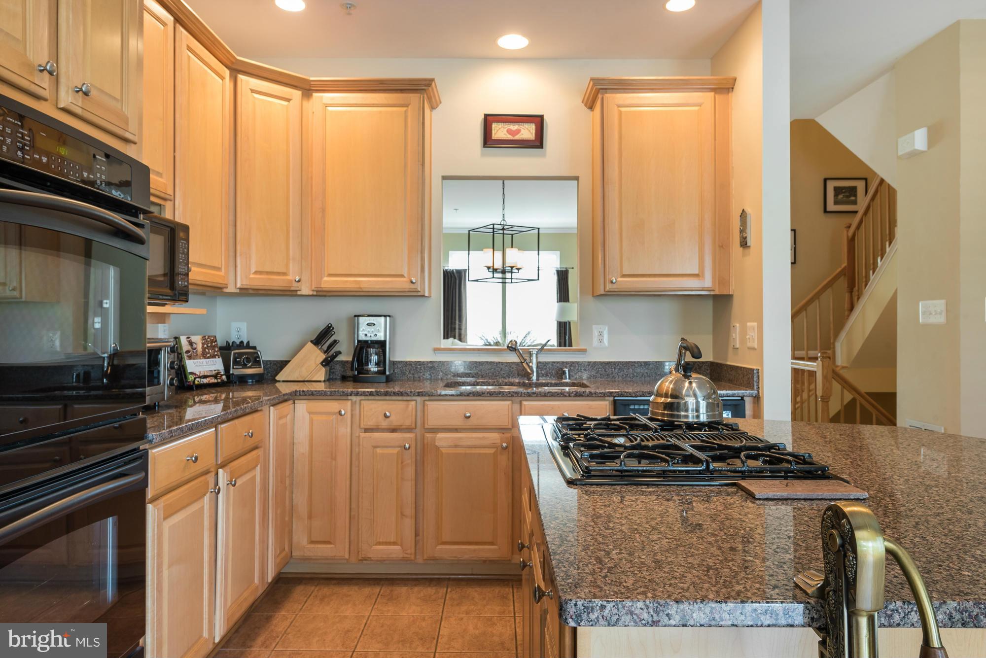 CROFTON MANOR - Residential