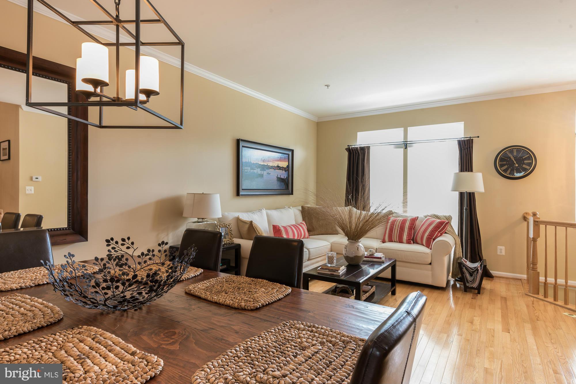 CROFTON MANOR - Residential