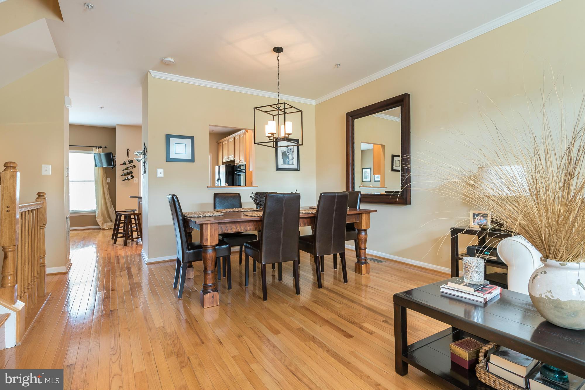 CROFTON MANOR - Residential