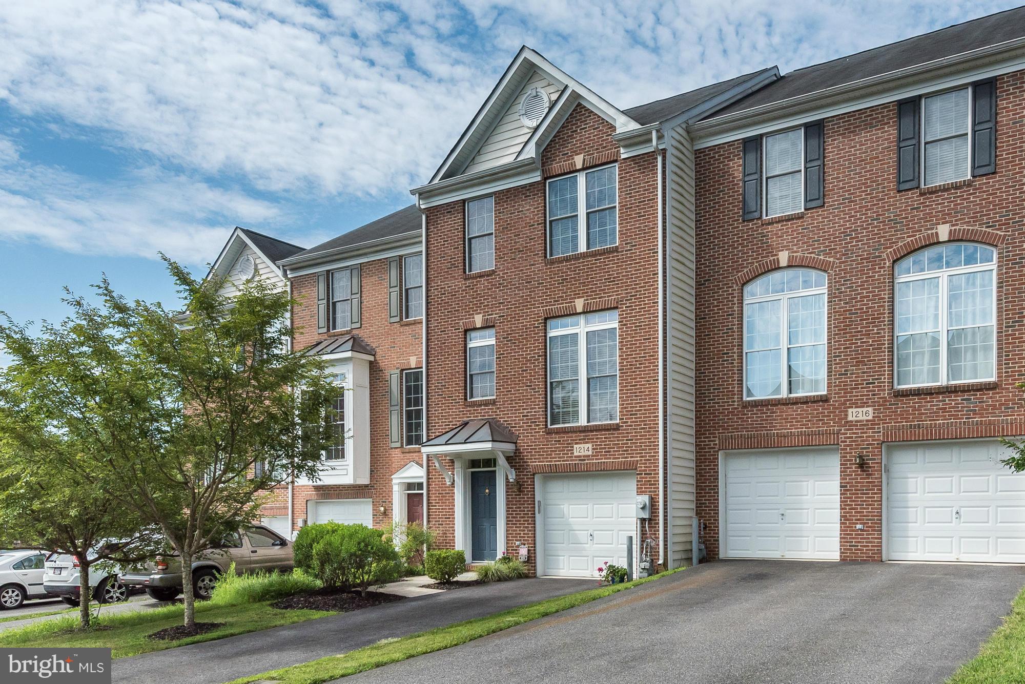 CROFTON MANOR - Residential