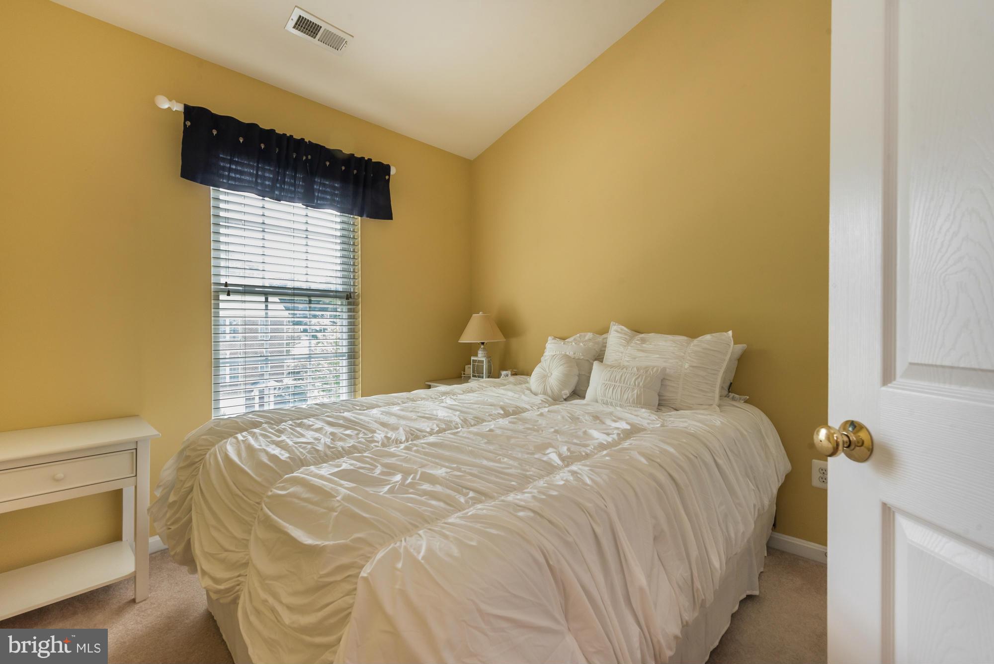 CROFTON MANOR - Residential