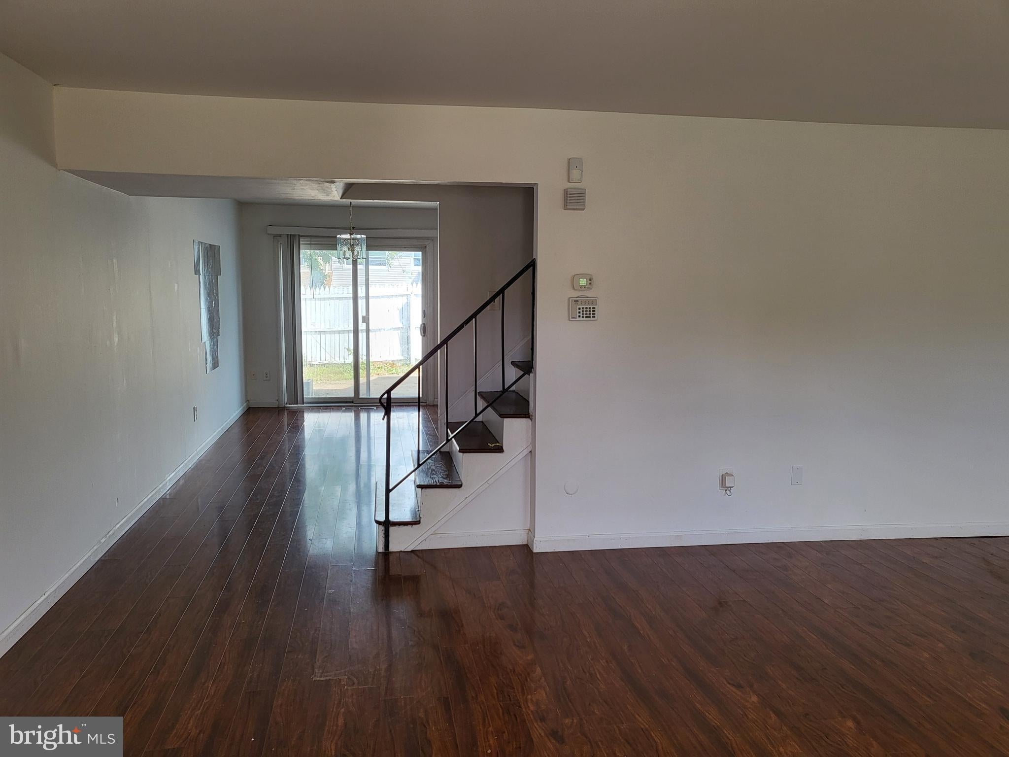 17 ROBERTS PLACE