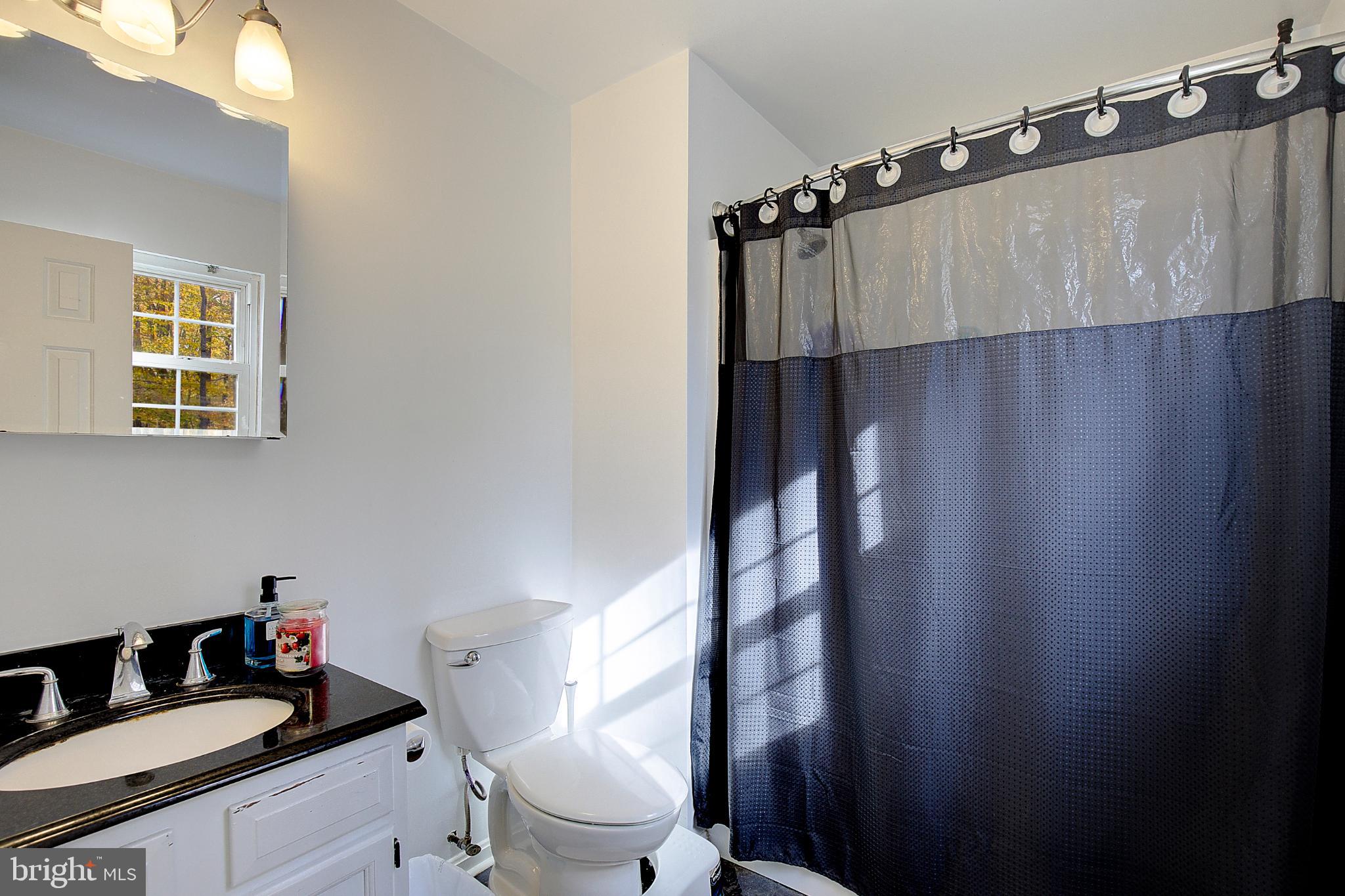 LAKE KARYLBROOK - Residential