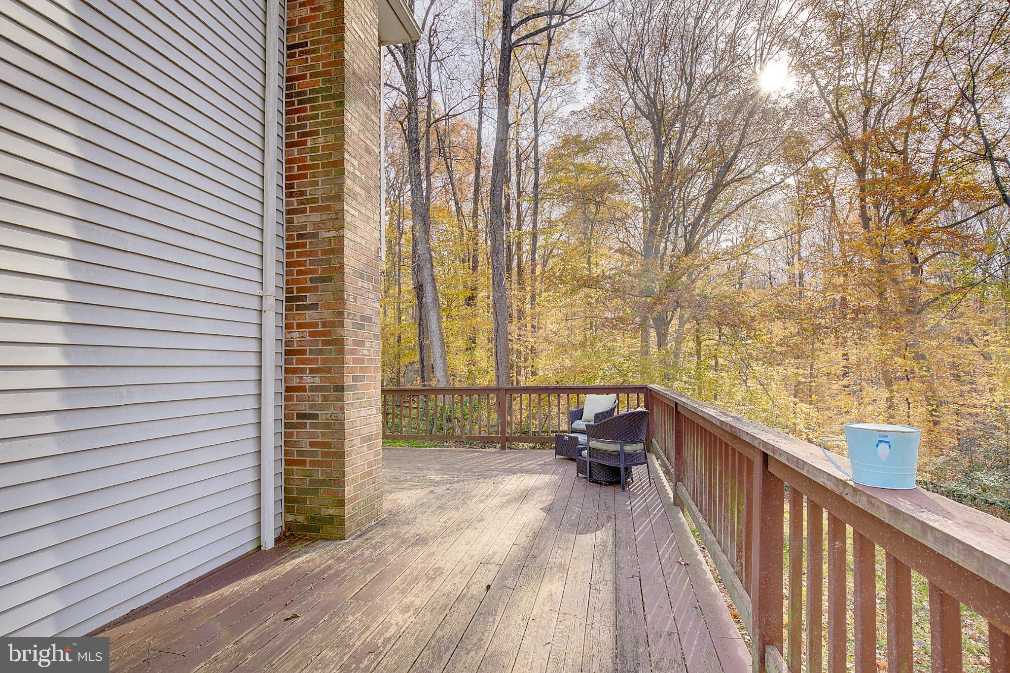 LAKE KARYLBROOK - Residential