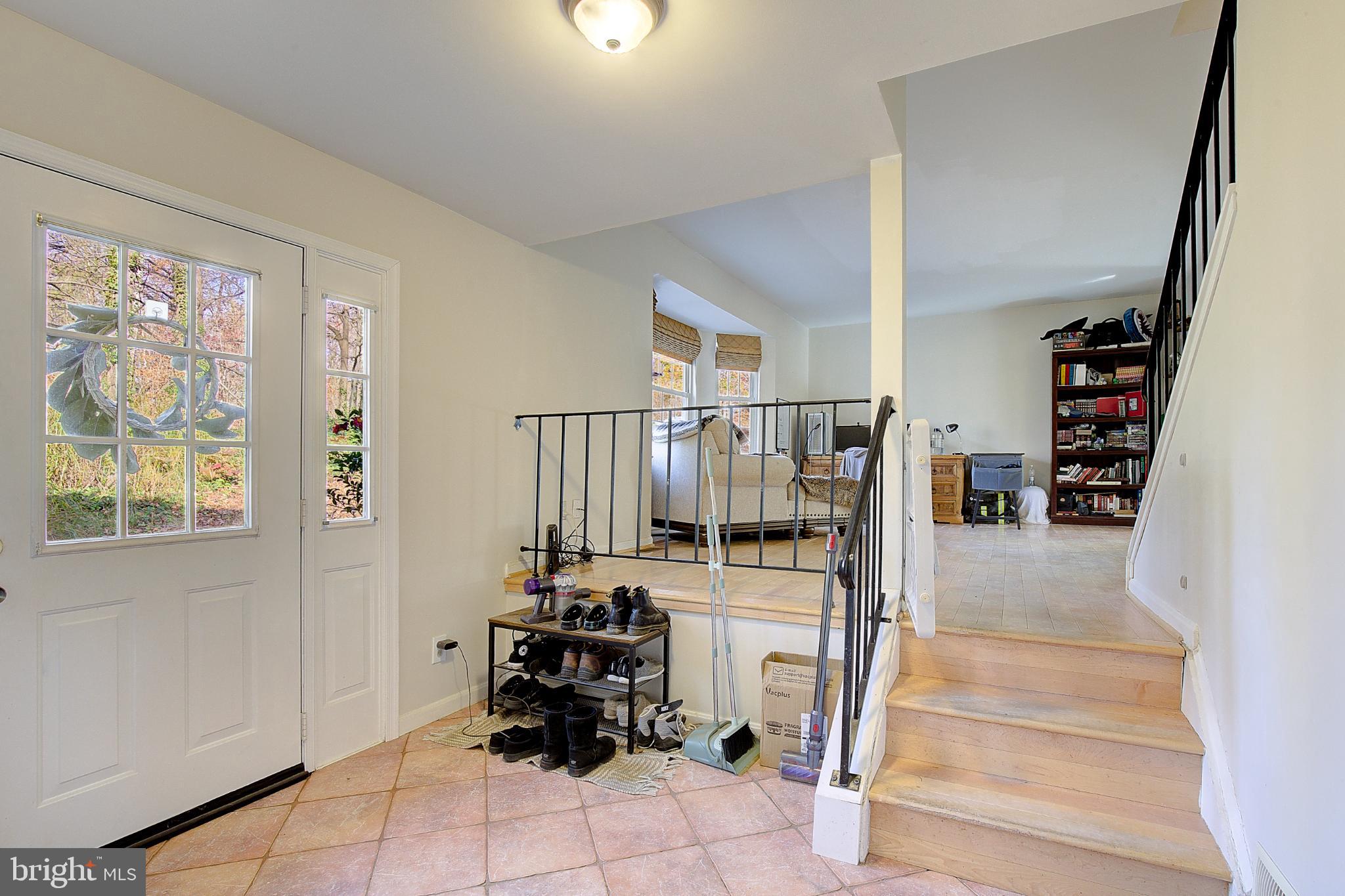 LAKE KARYLBROOK - Residential