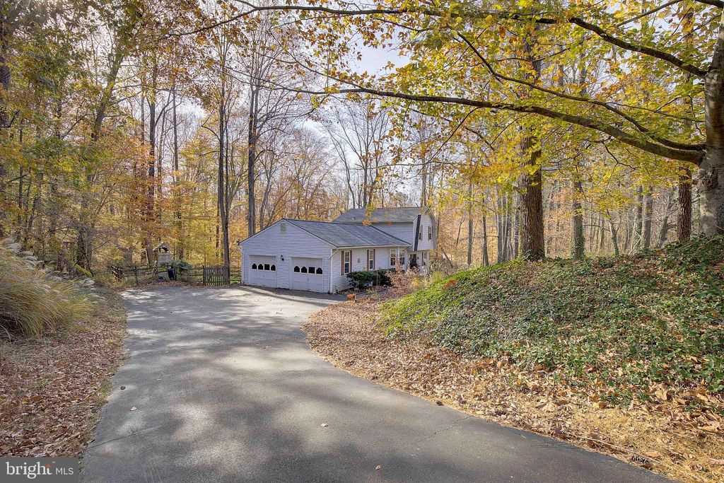 Photo of 2825 Karen Drive, CHESAPEAKE BEACH, MD 20732 (MLS # MDCA2024172)