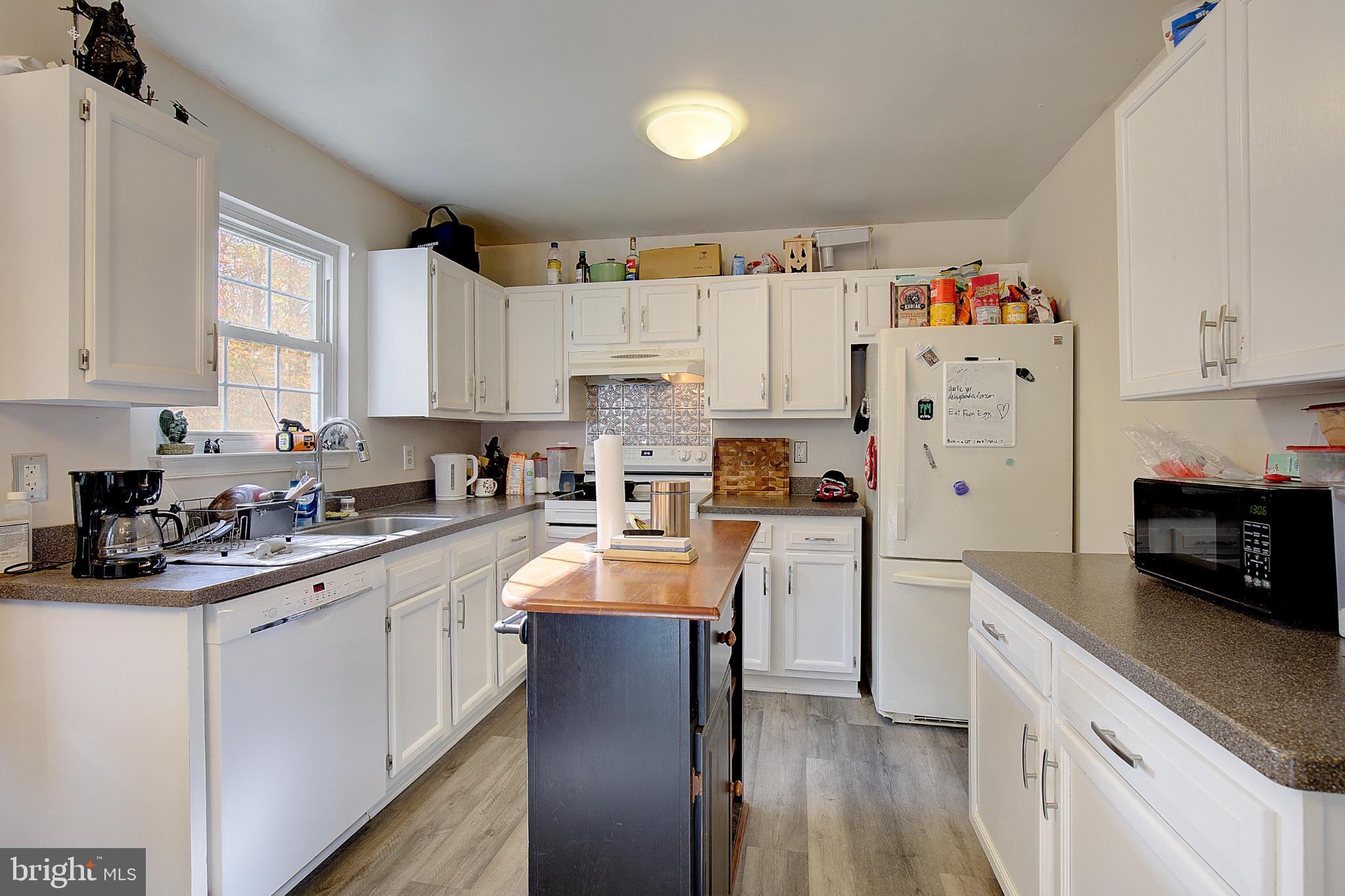 LAKE KARYLBROOK - Residential