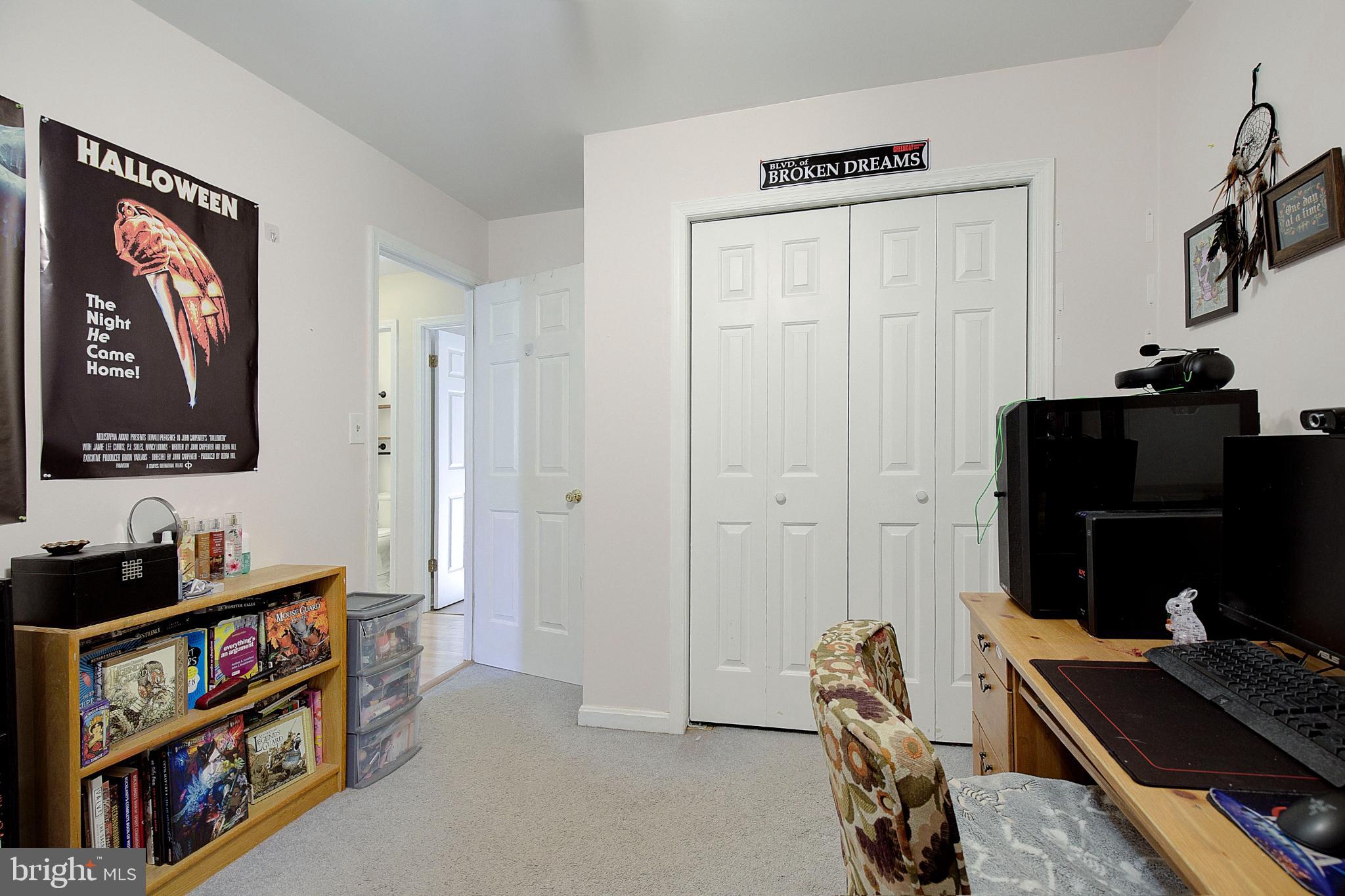 LAKE KARYLBROOK - Residential