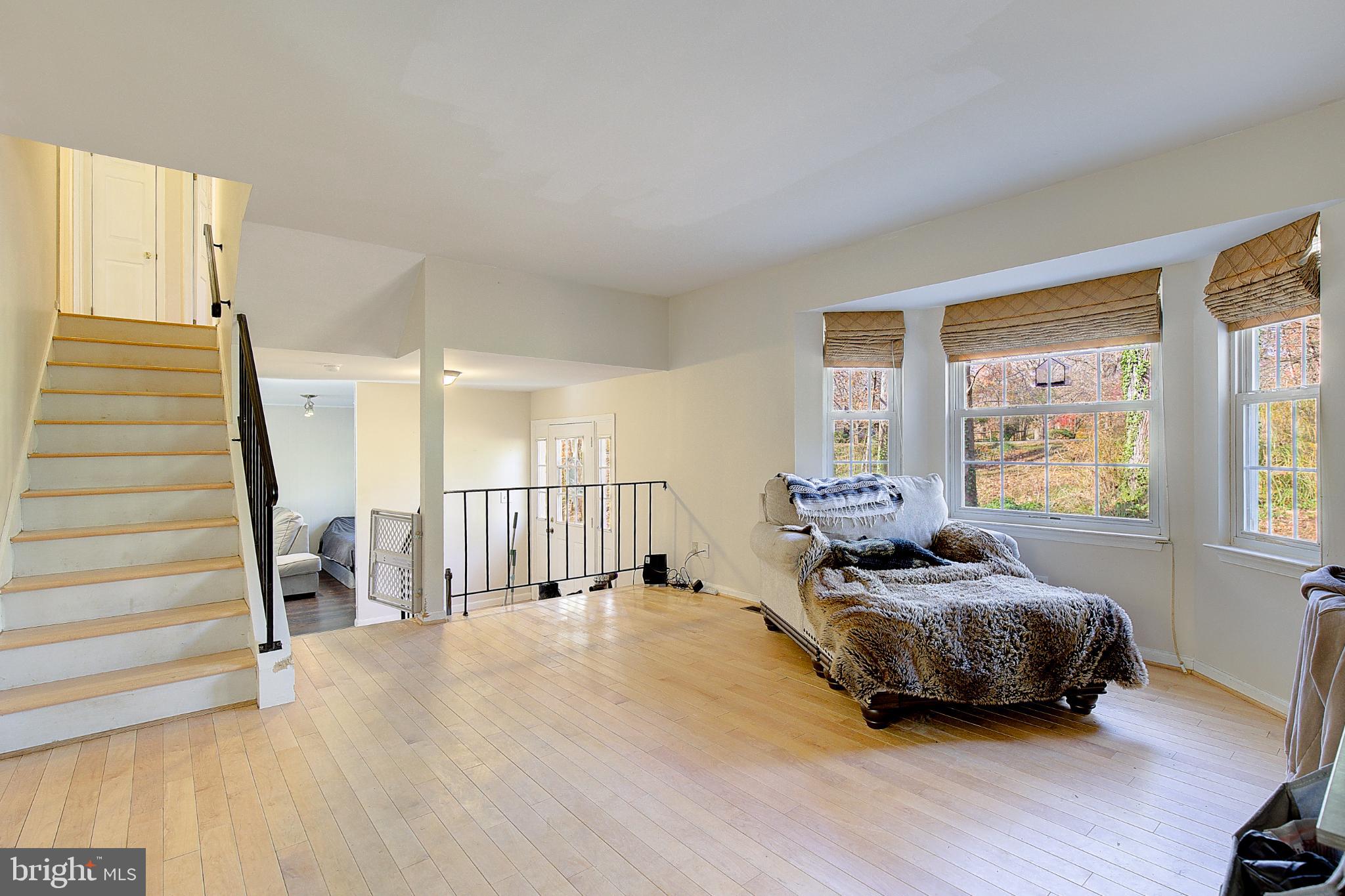 LAKE KARYLBROOK - Residential