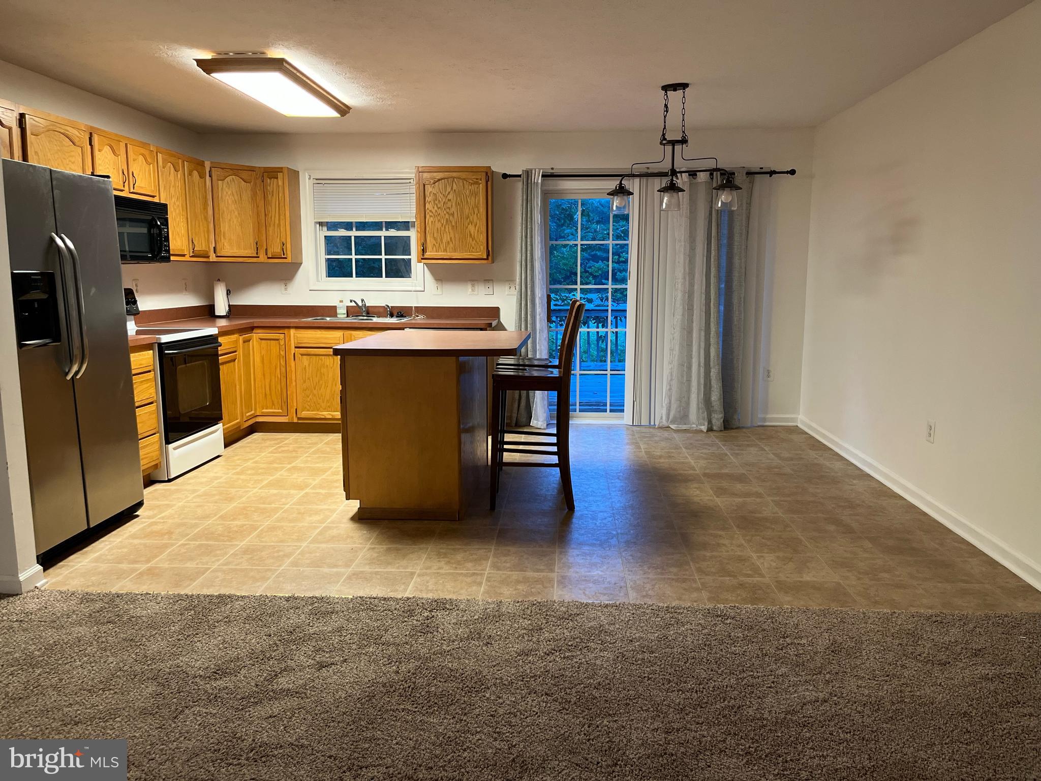 WARDEN ACRES - Residential