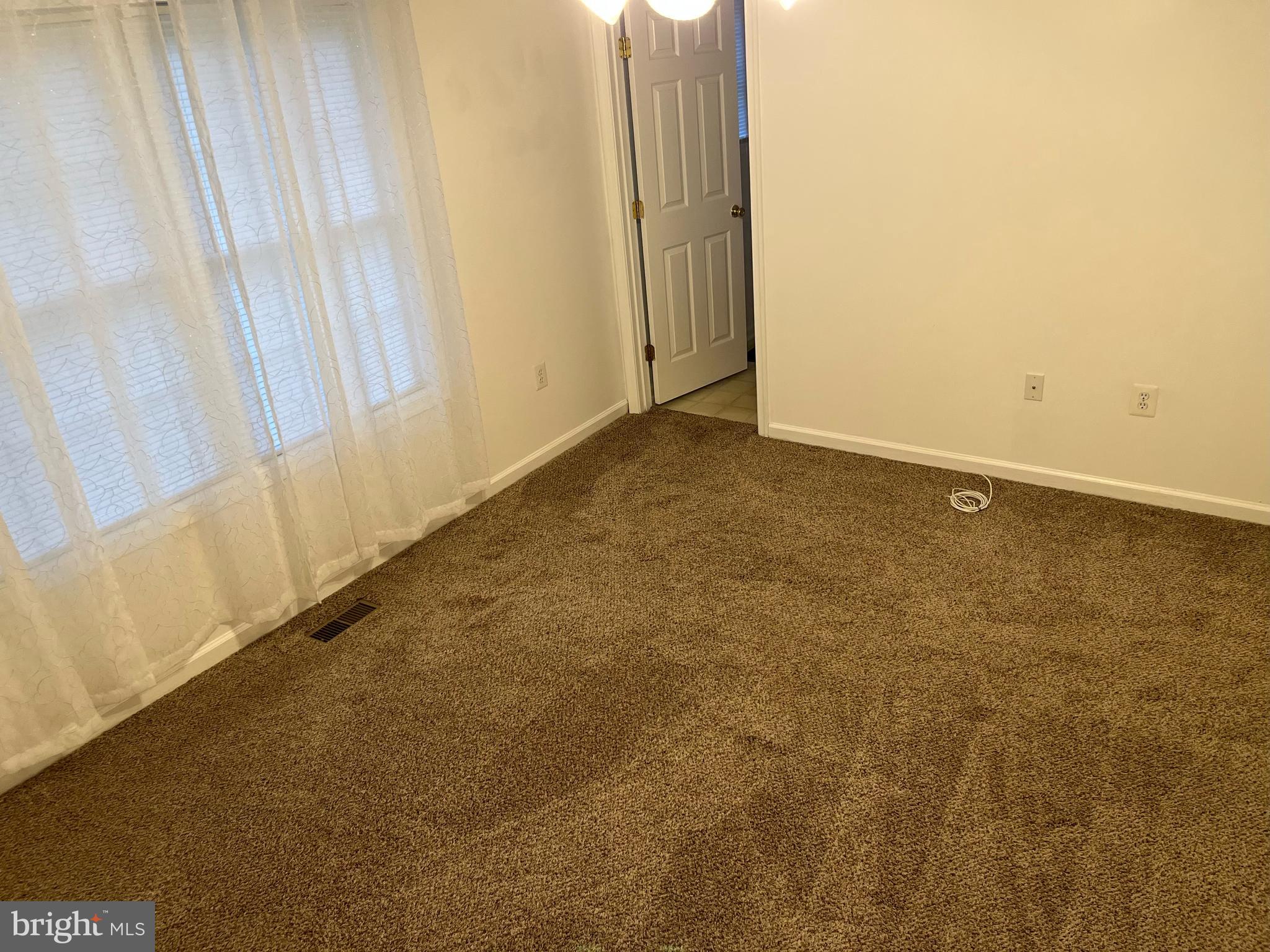 WARDEN ACRES - Residential