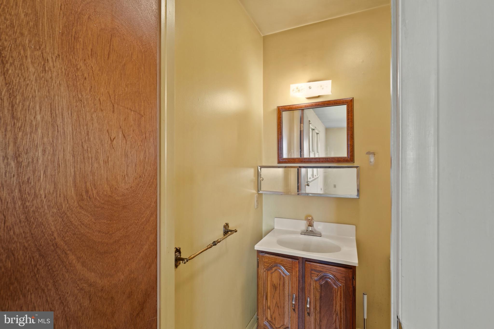 BARNES CORNER - Residential