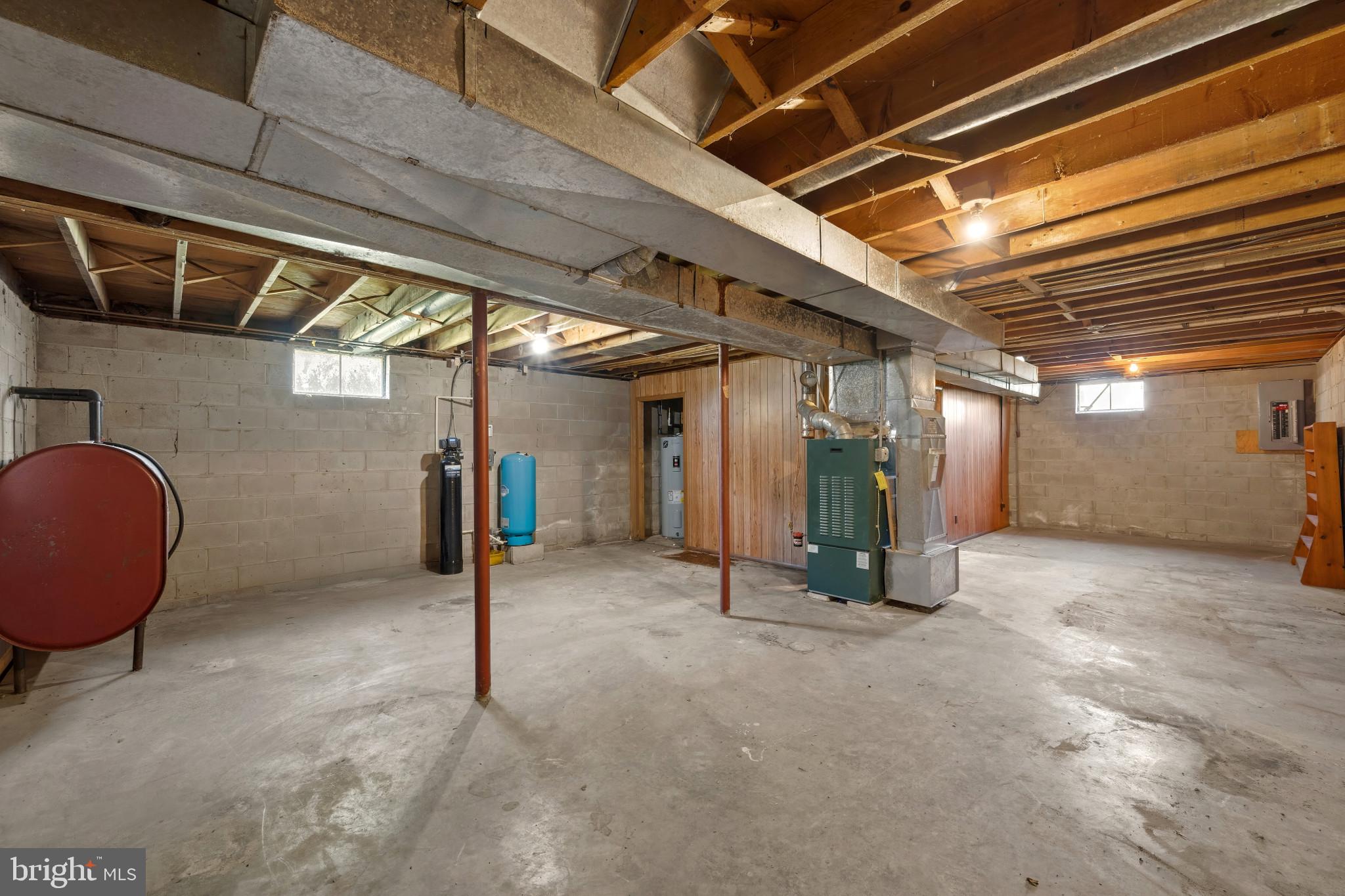 BARNES CORNER - Residential