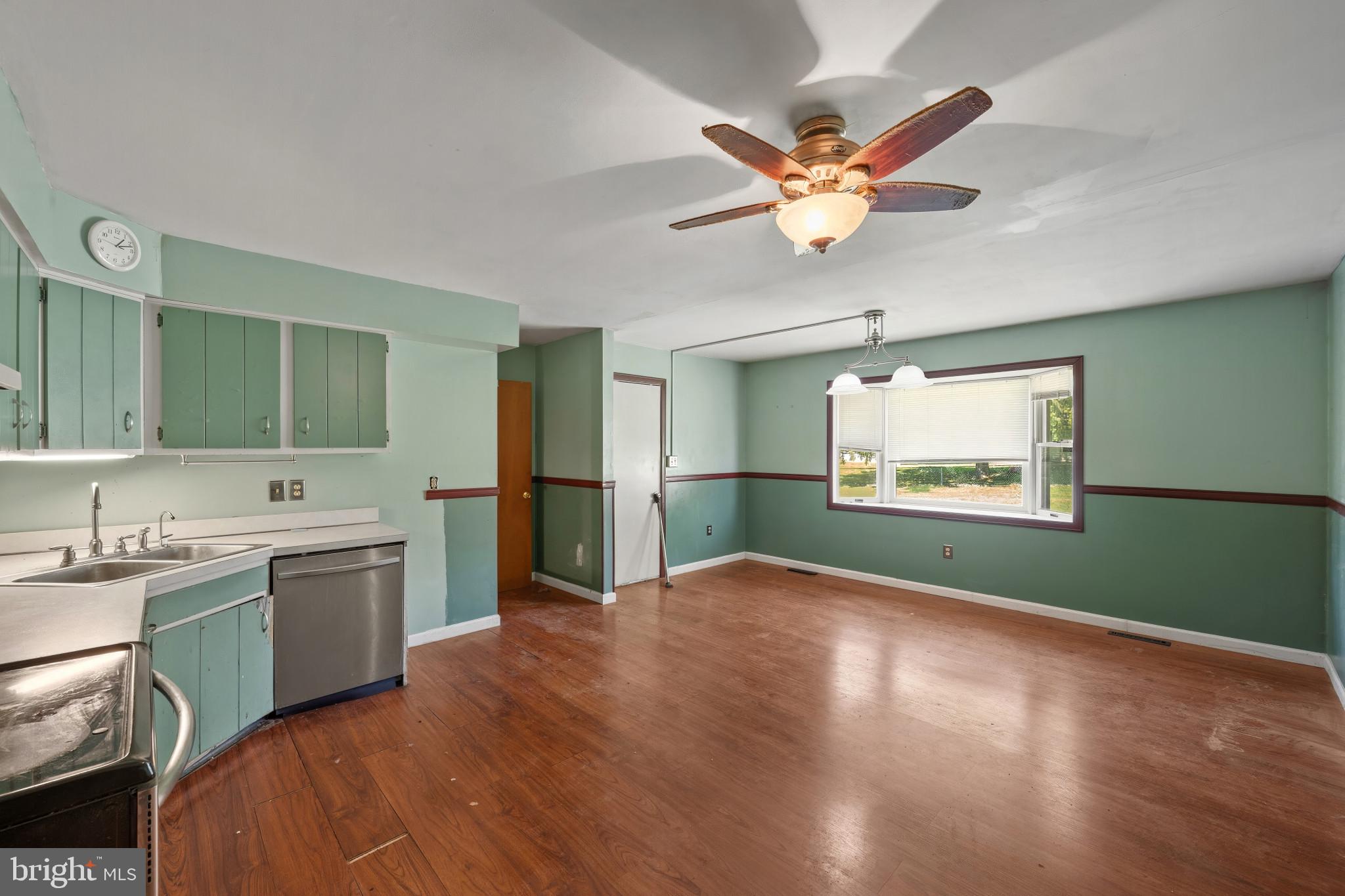 BARNES CORNER - Residential