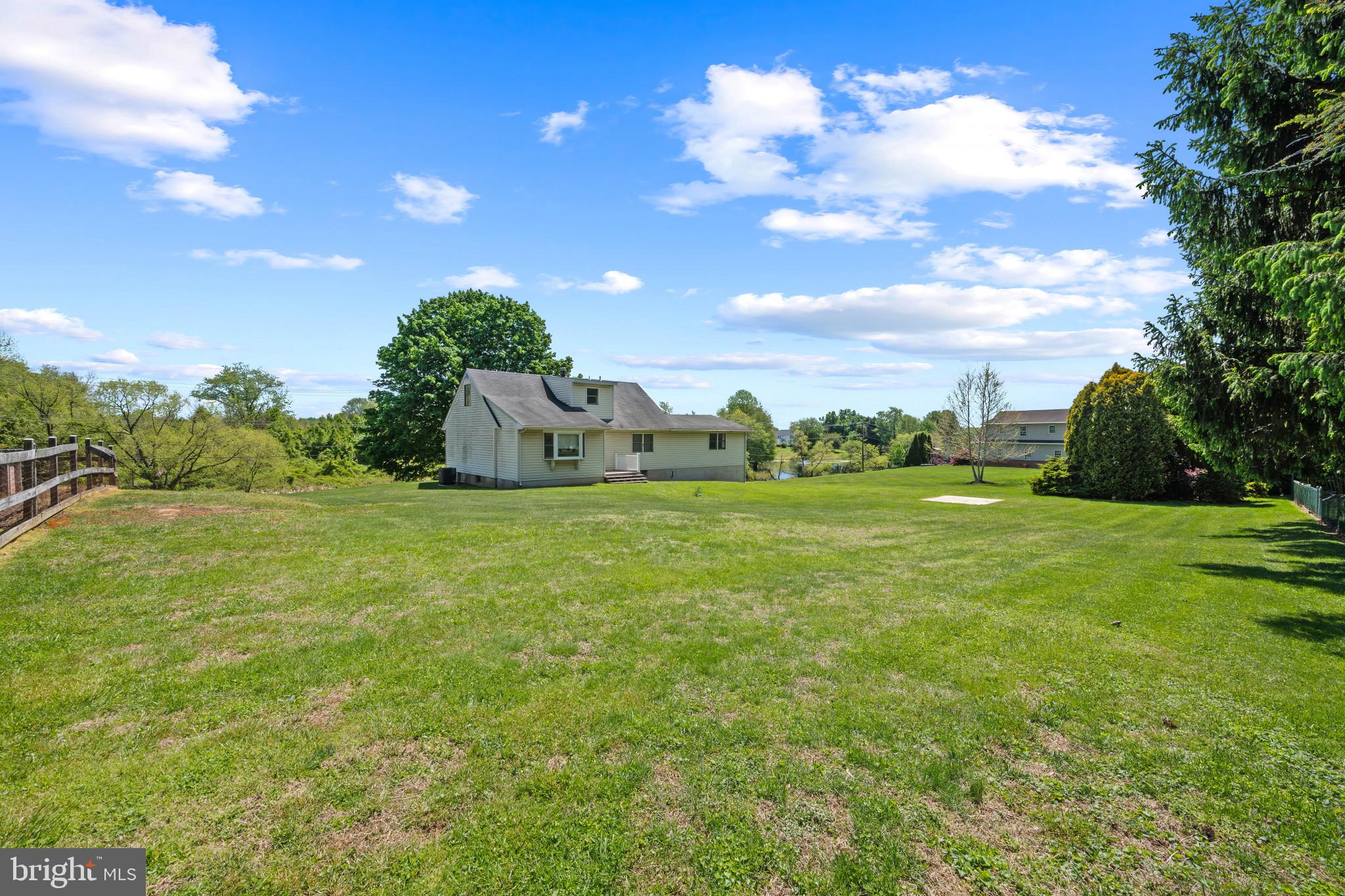 BARNES CORNER - Residential