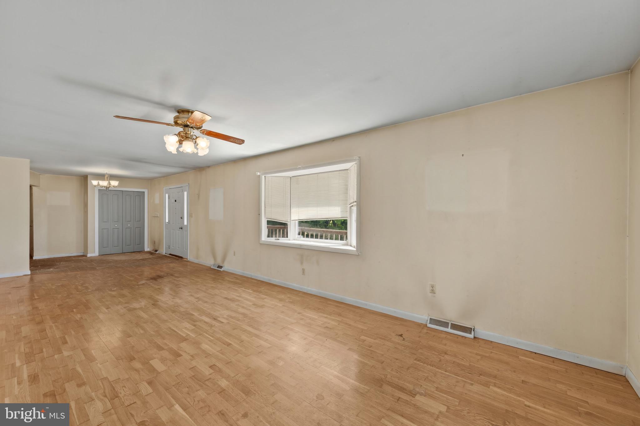 BARNES CORNER - Residential