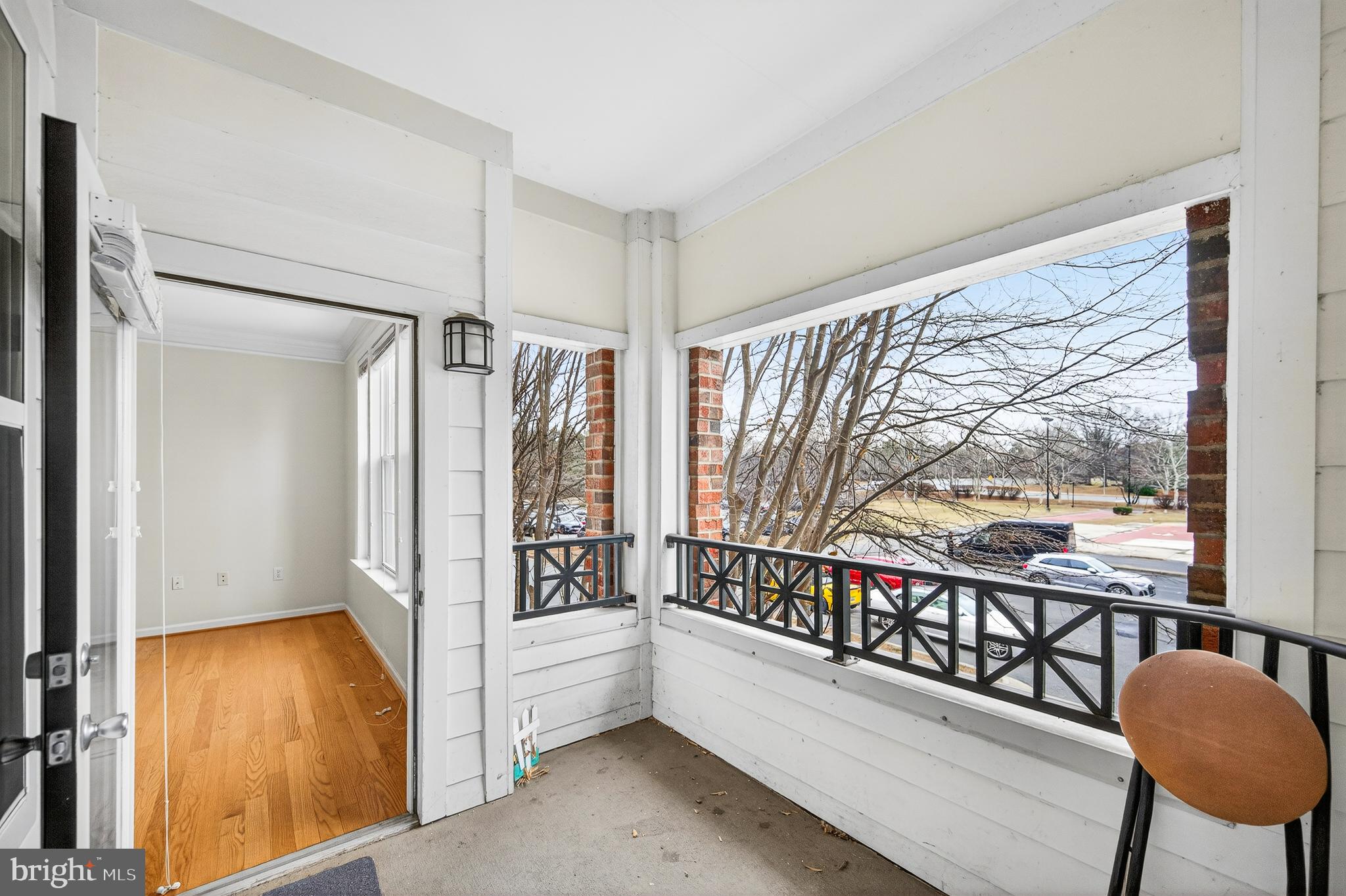 THE COLONNADE AT KENTLANDS - Residential