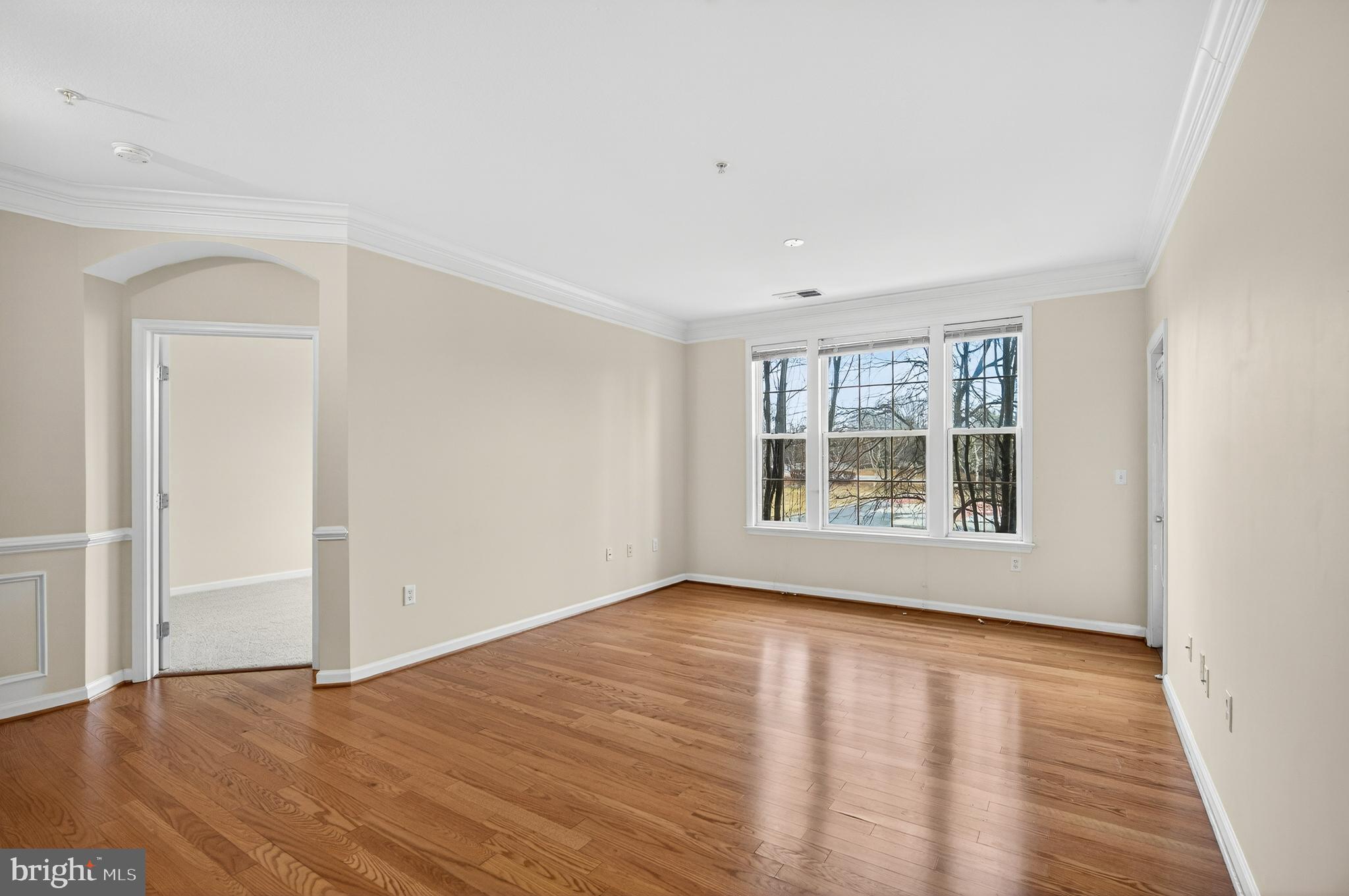 THE COLONNADE AT KENTLANDS - Residential