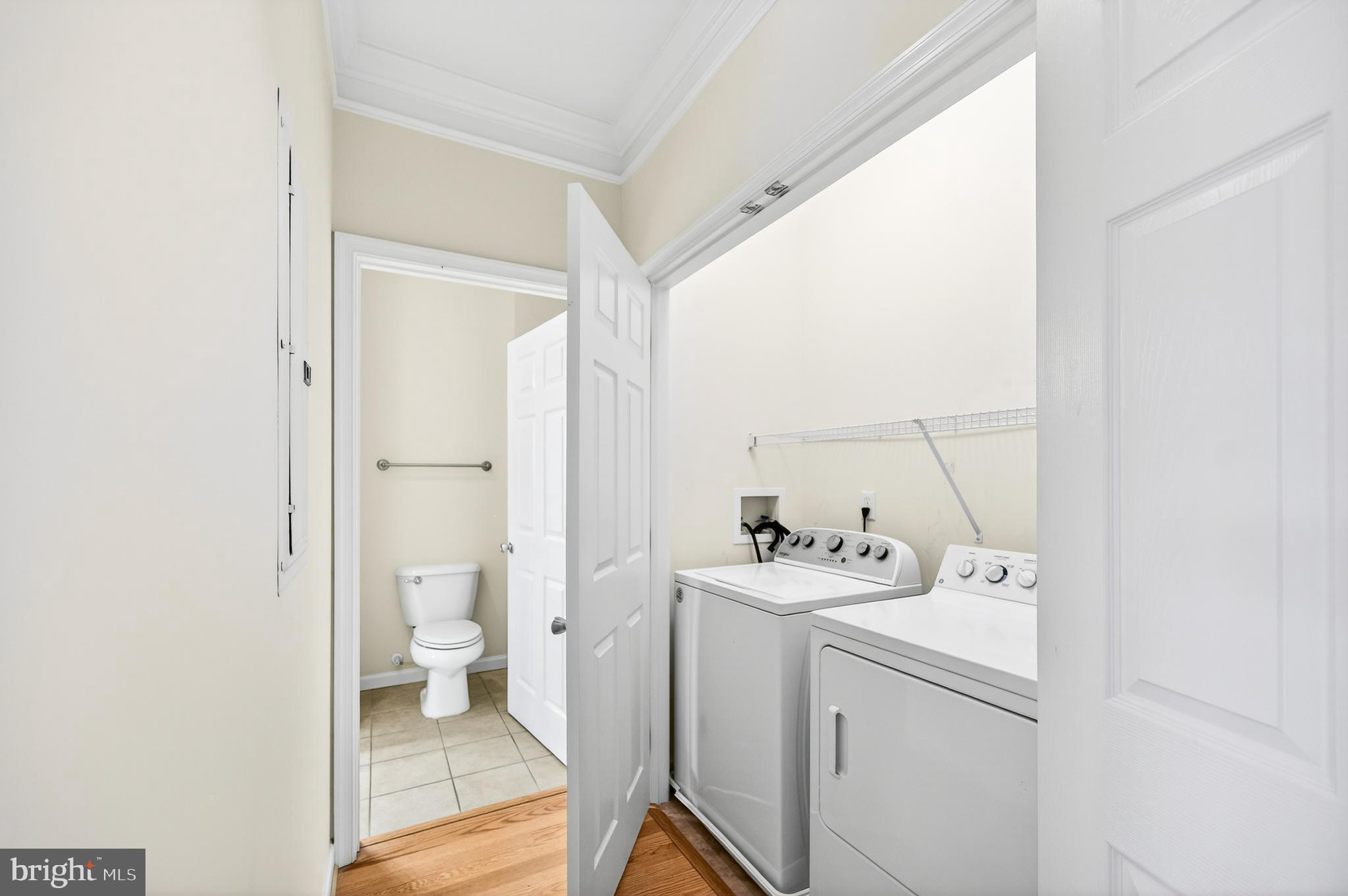 THE COLONNADE AT KENTLANDS - Residential