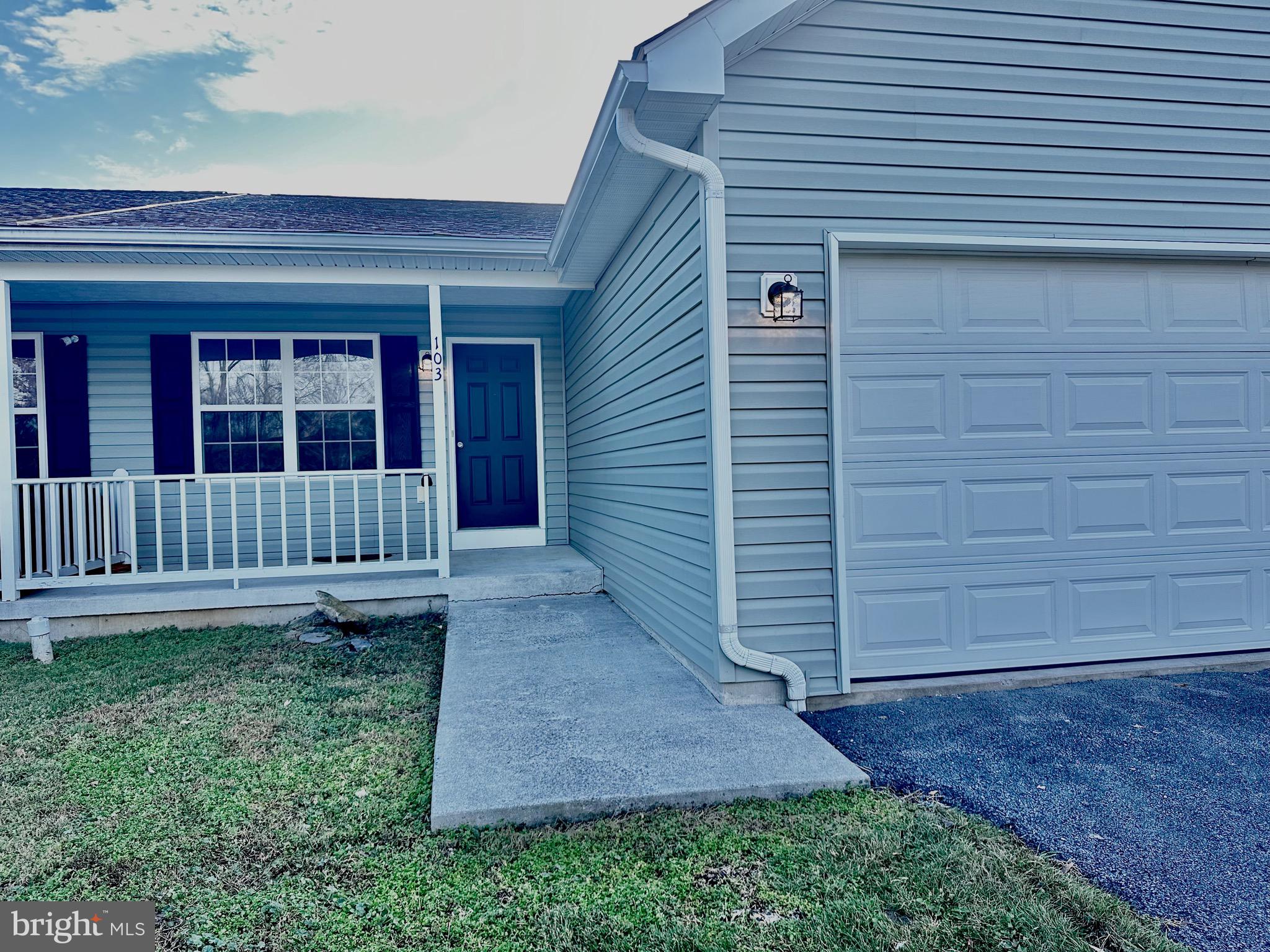 TABLER STATION MANOR - Residential