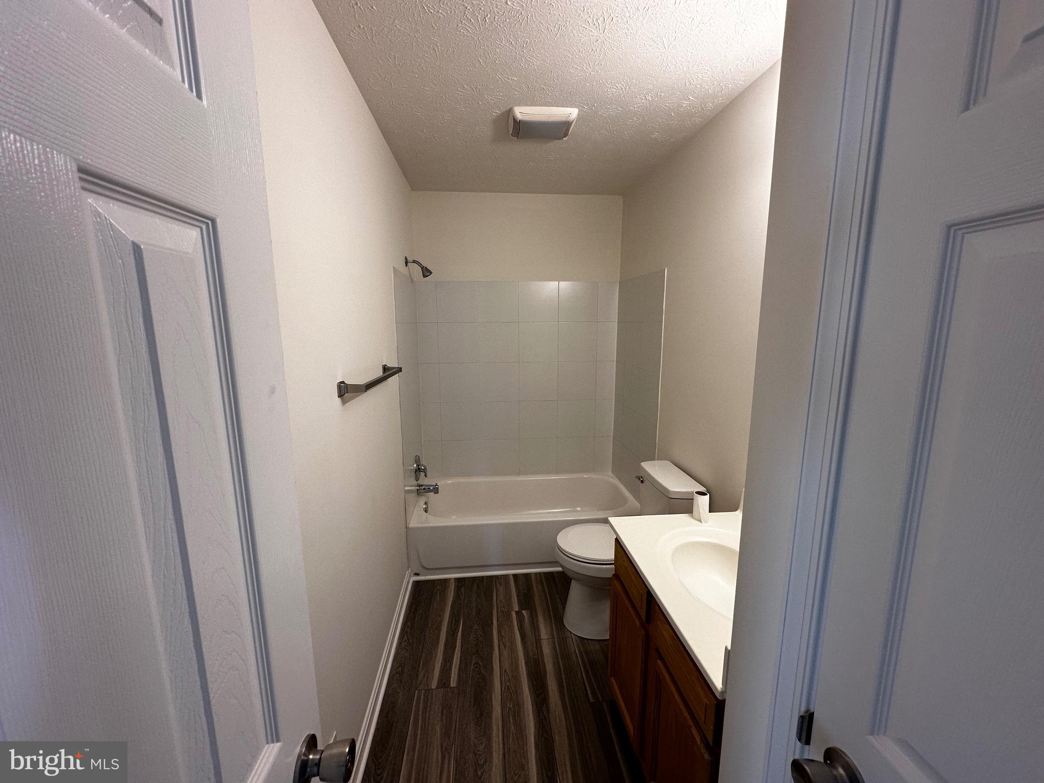 TABLER STATION MANOR - Residential