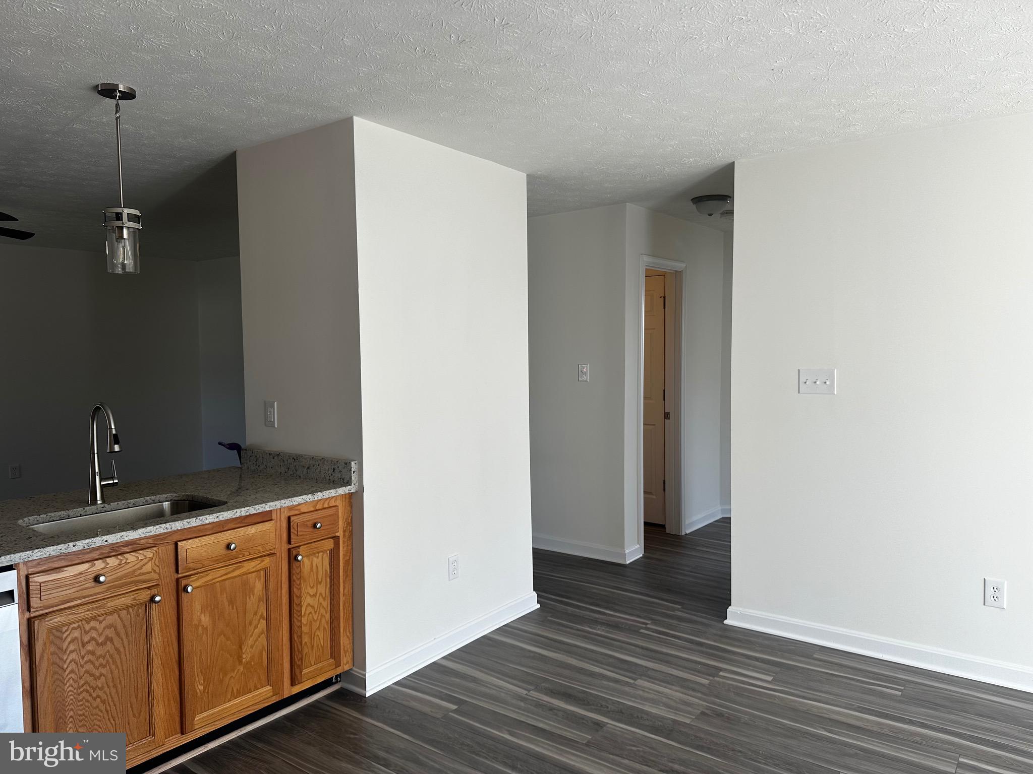 TABLER STATION MANOR - Residential