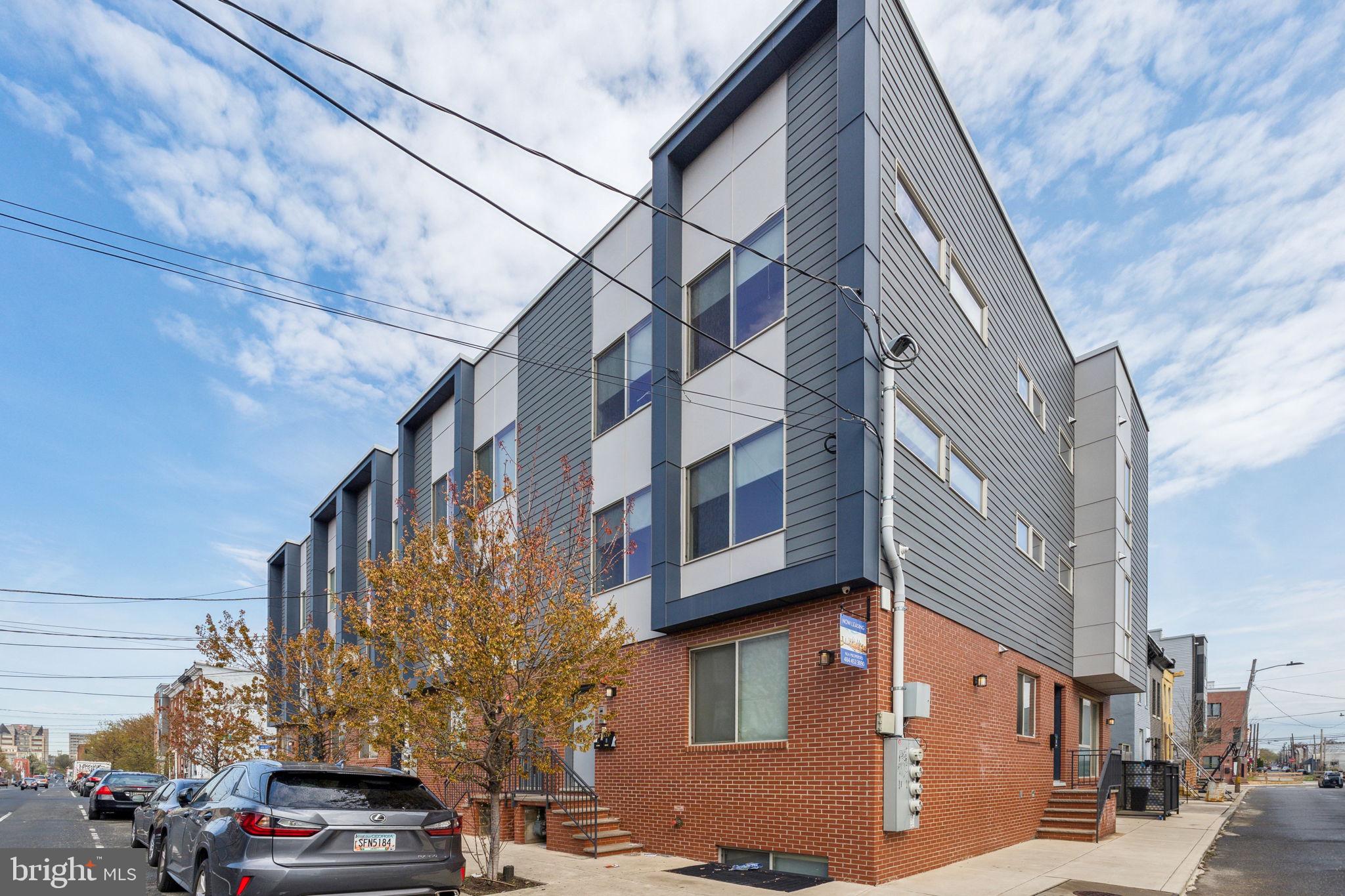 OLDE KENSINGTON - Residential Lease