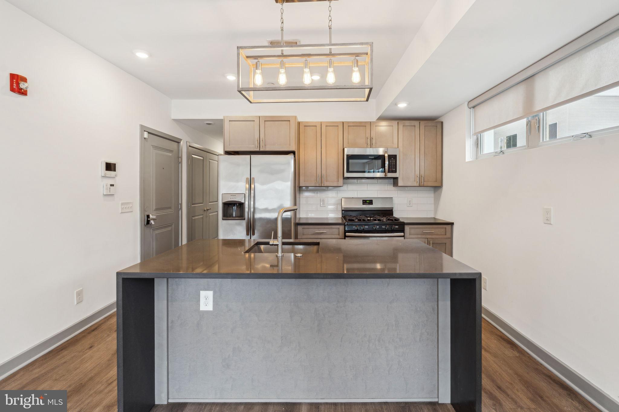 OLDE KENSINGTON - Residential Lease