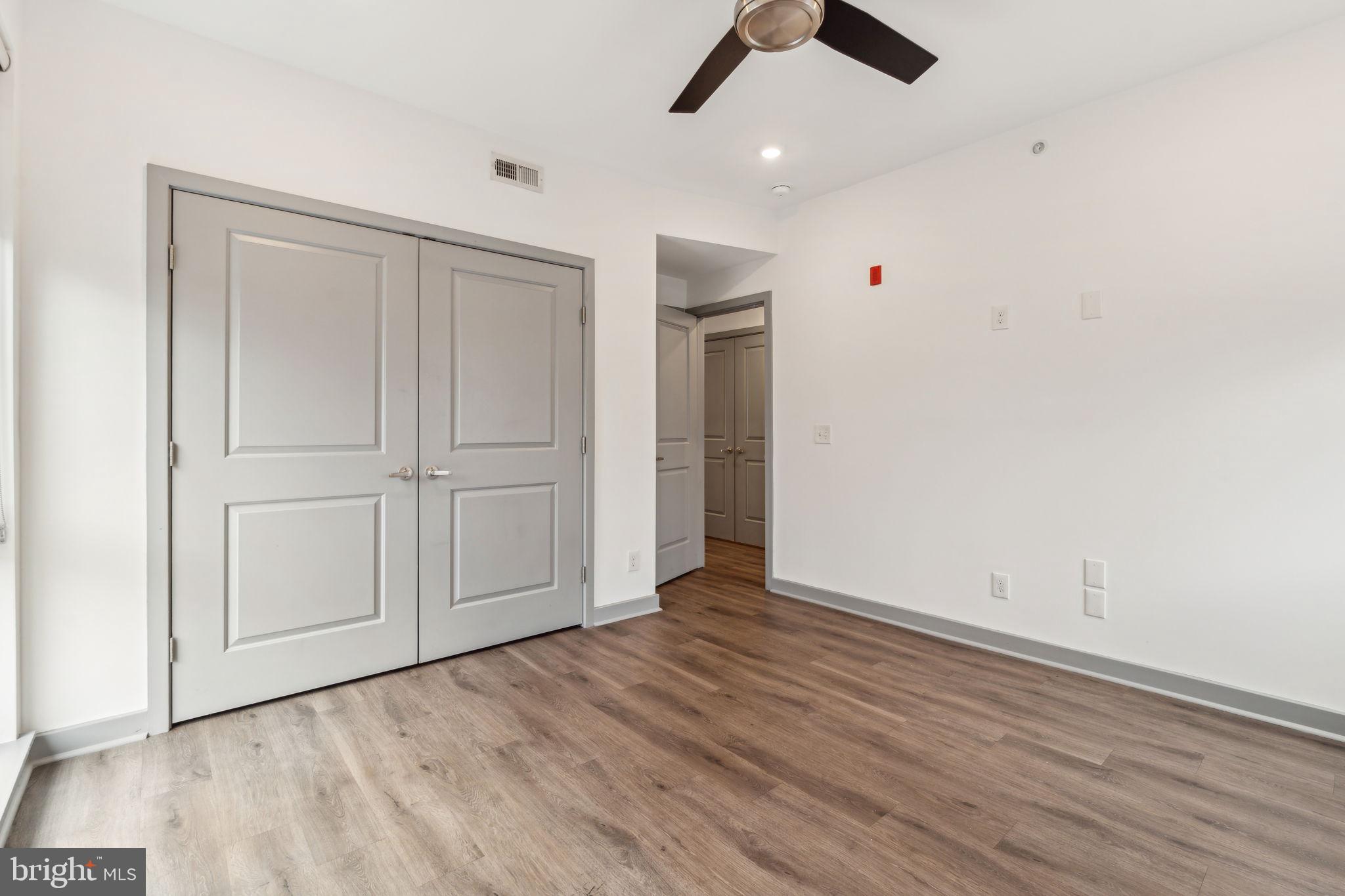 OLDE KENSINGTON - Residential Lease