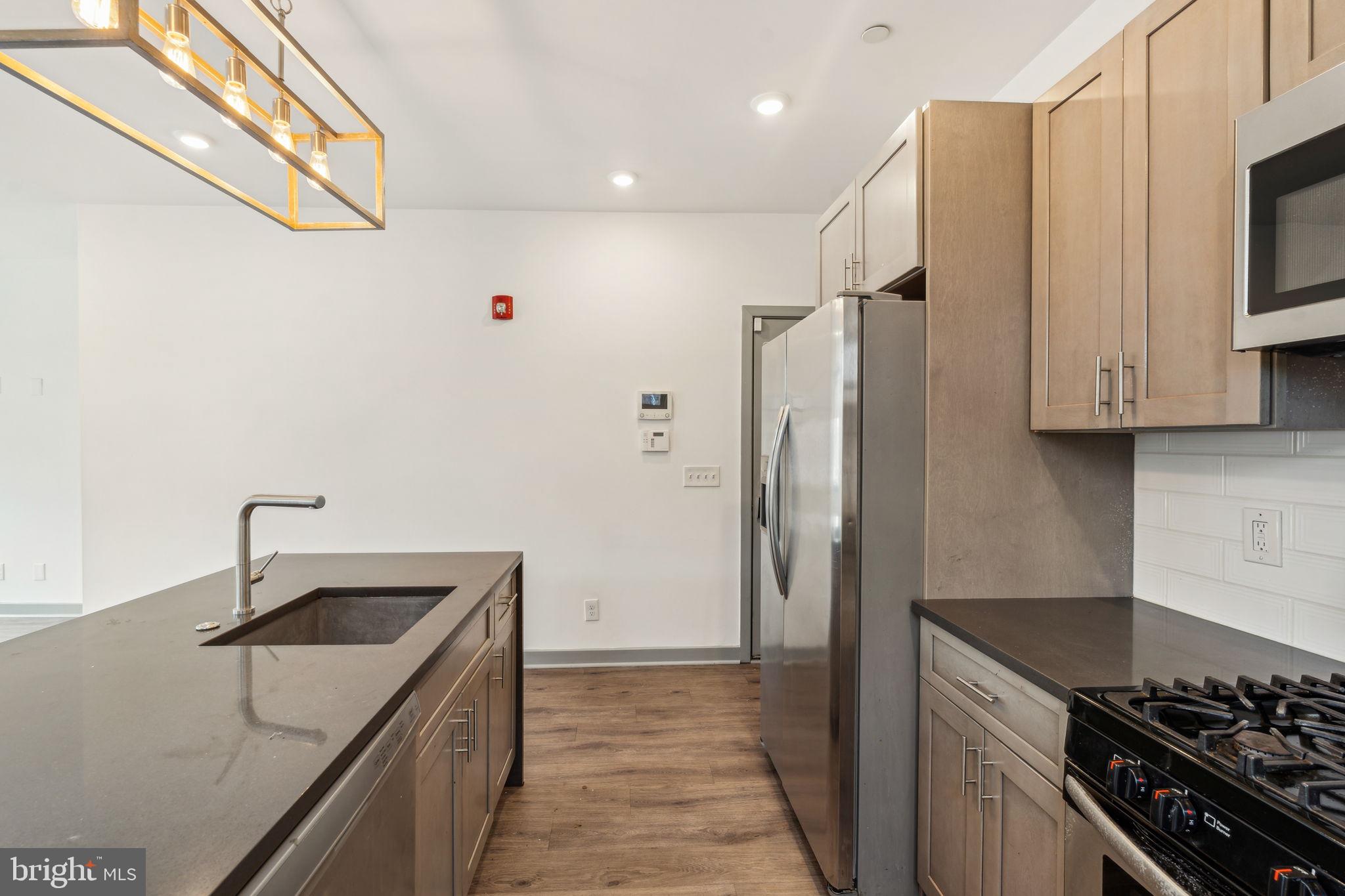 OLDE KENSINGTON - Residential Lease