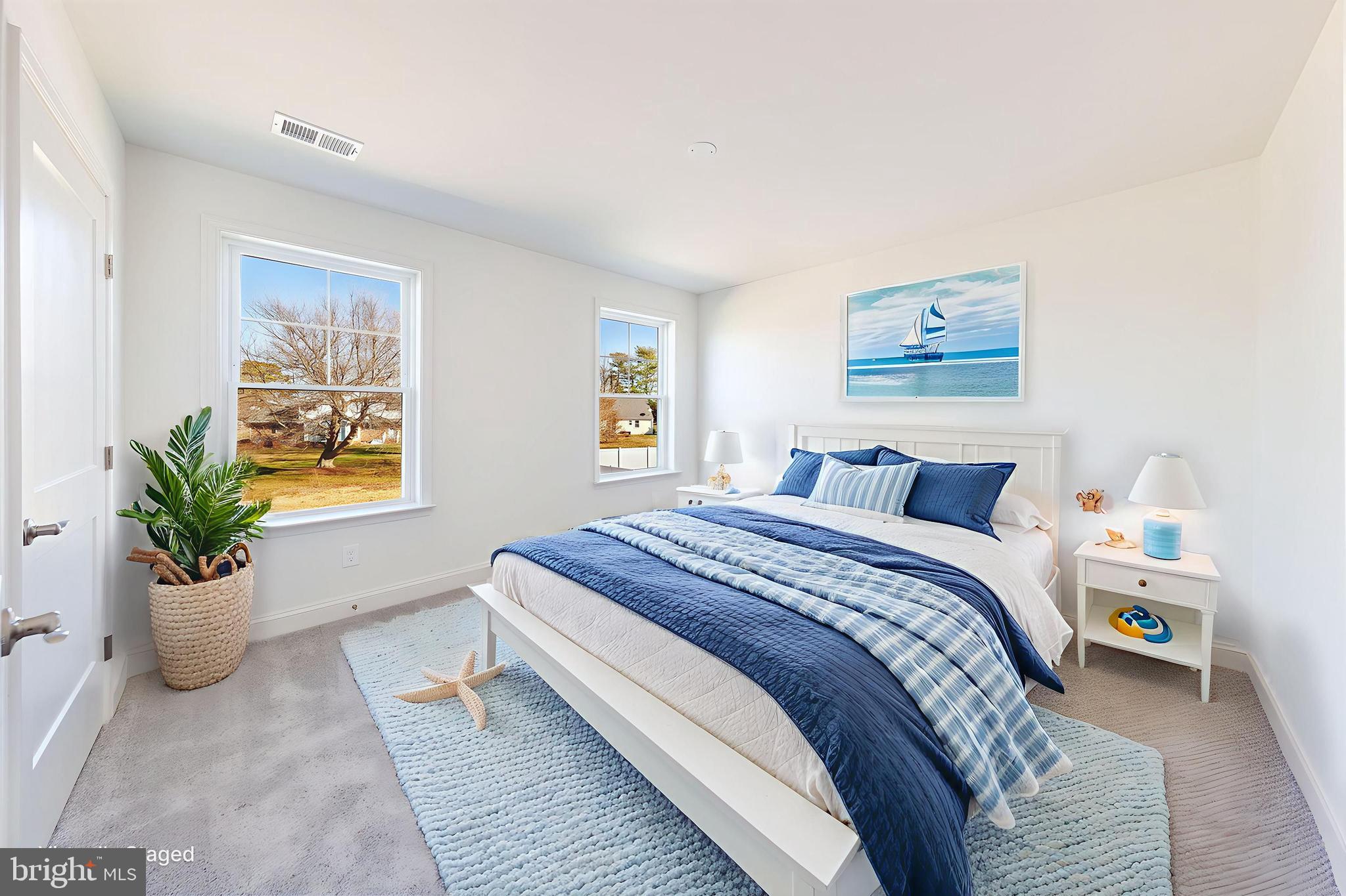 QUEEN ANNE COLONY - Residential