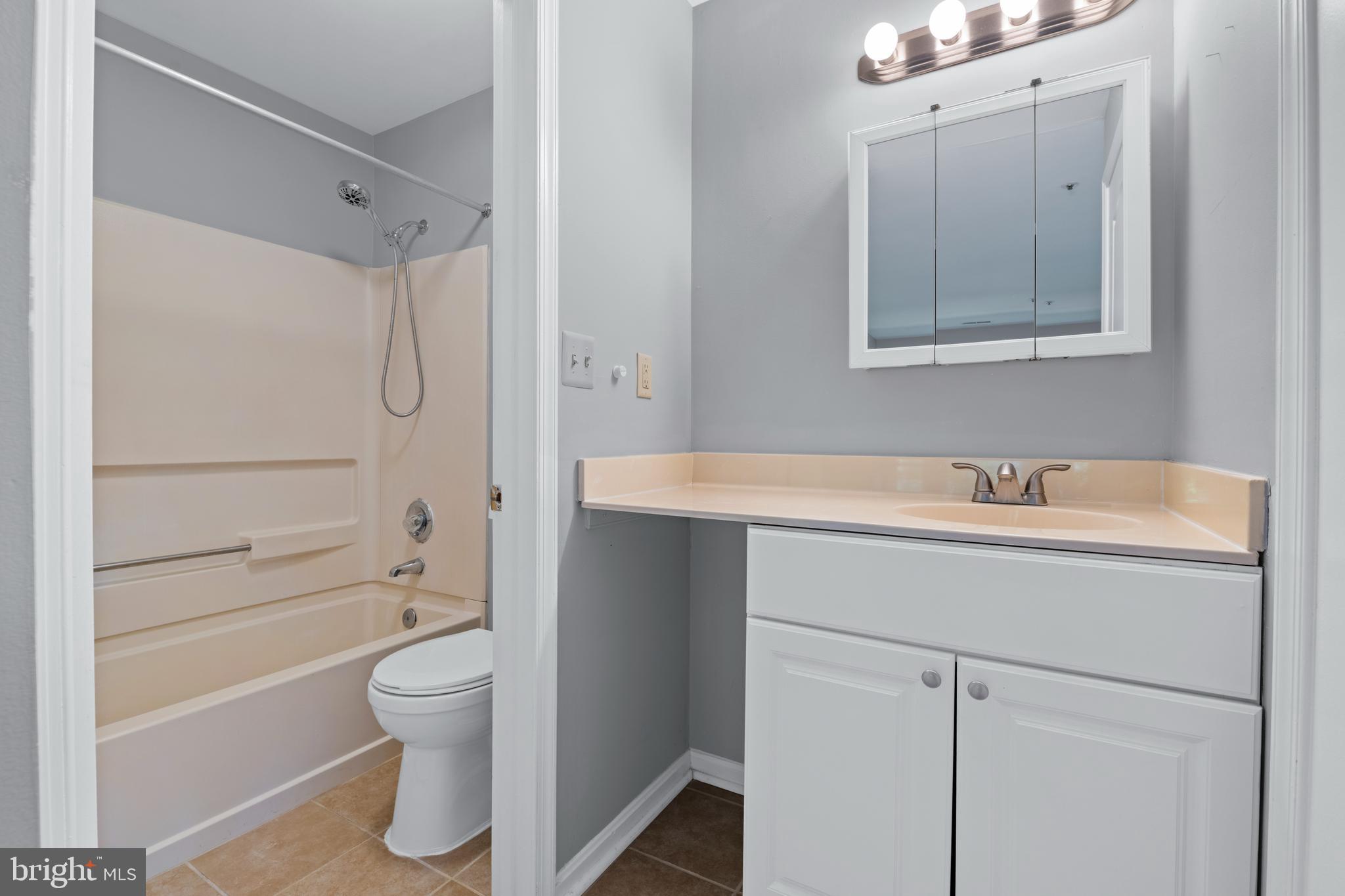 VILLAGE OF MONTGOMERY RUN - Residential