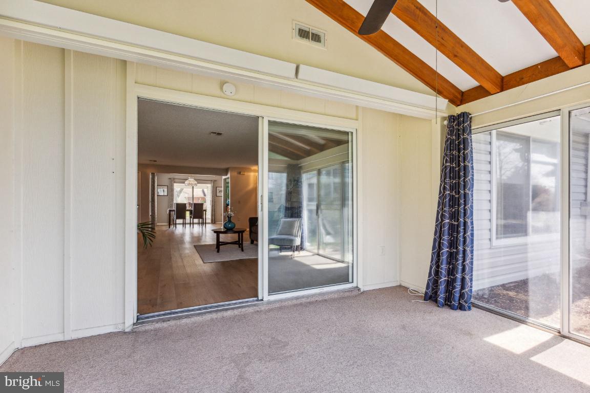 LEISURE WORLD - Residential