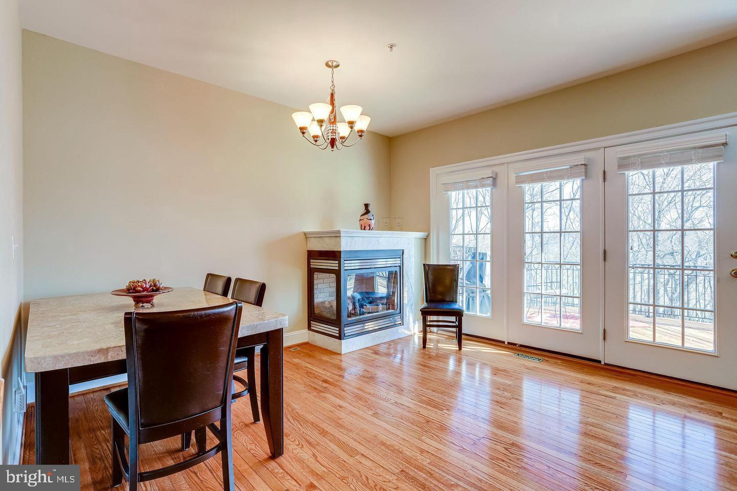 RIVER CREEK - Residential Lease