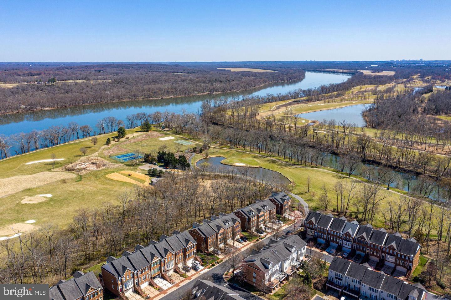 RIVER CREEK - Residential Lease
