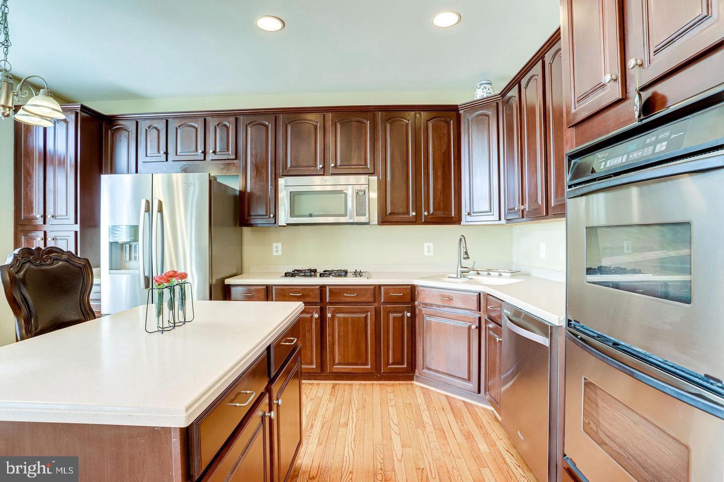 RIVER CREEK - Residential Lease