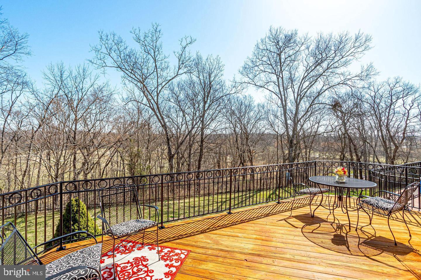 RIVER CREEK - Residential Lease