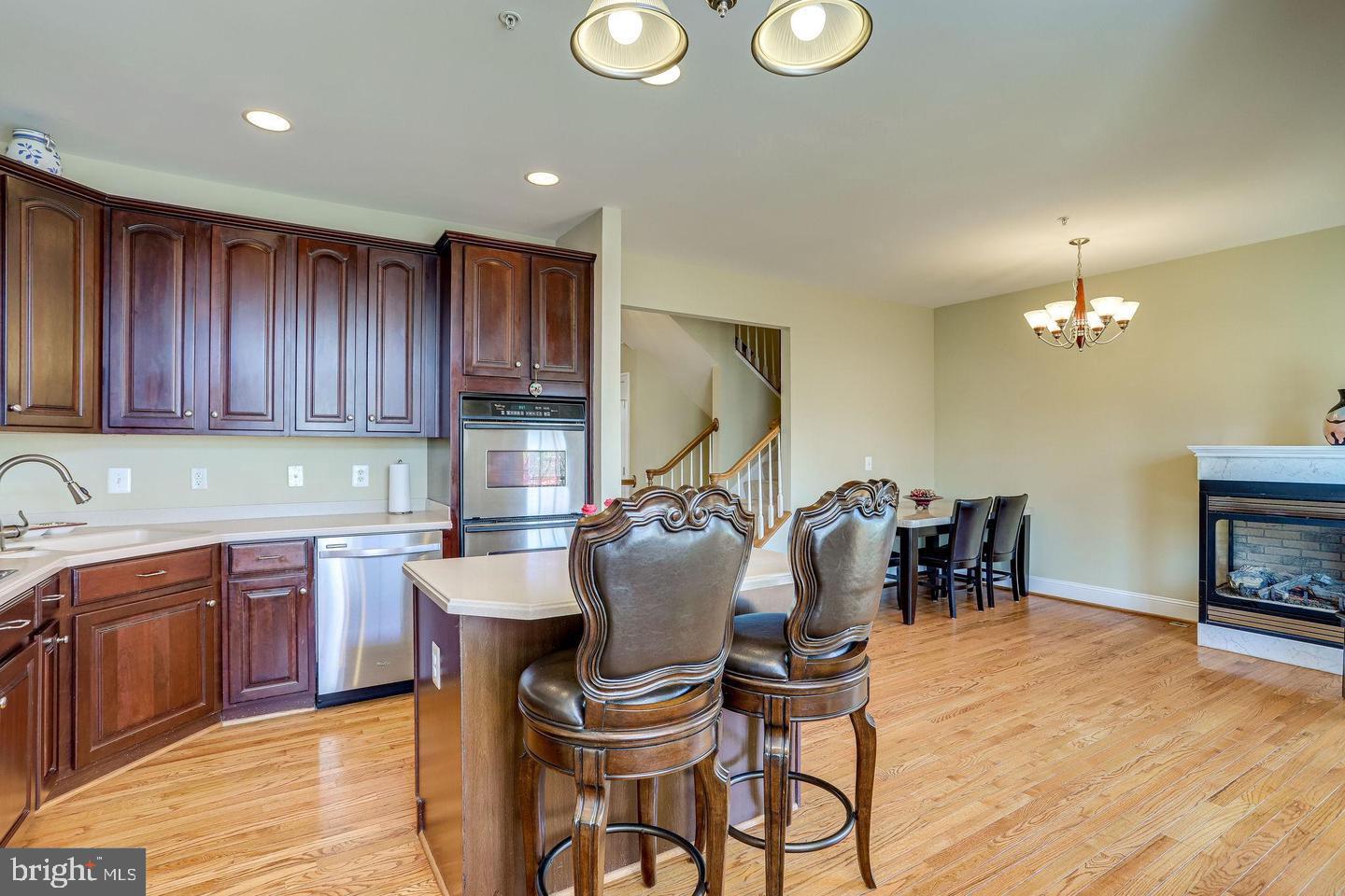 RIVER CREEK - Residential Lease