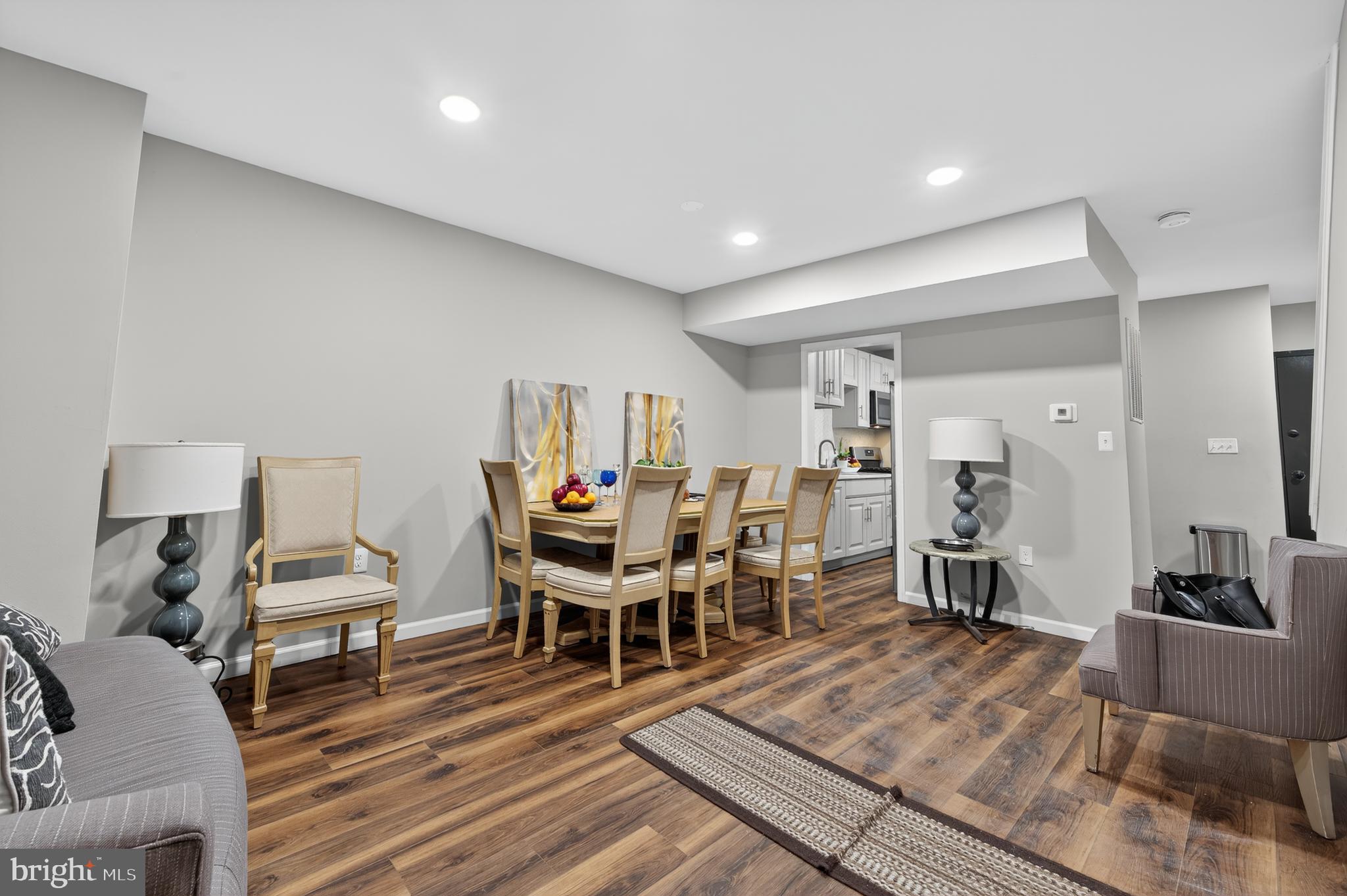 1206 11TH STREET NW