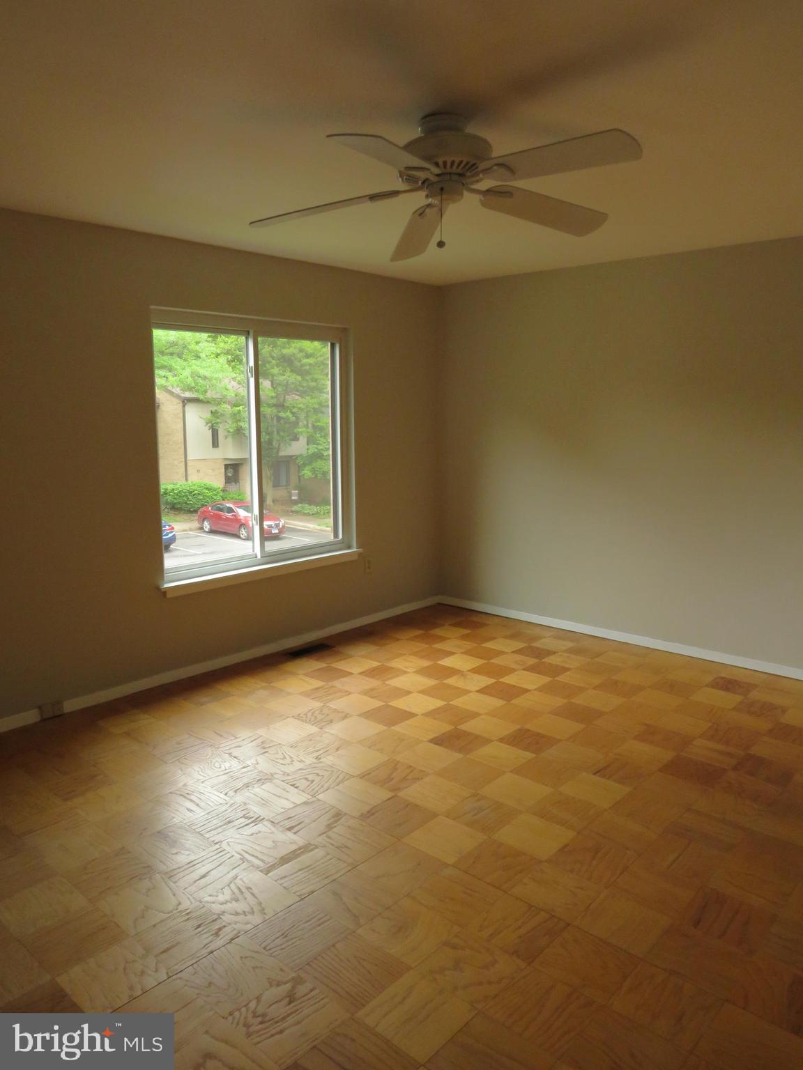IVY OAK - Residential